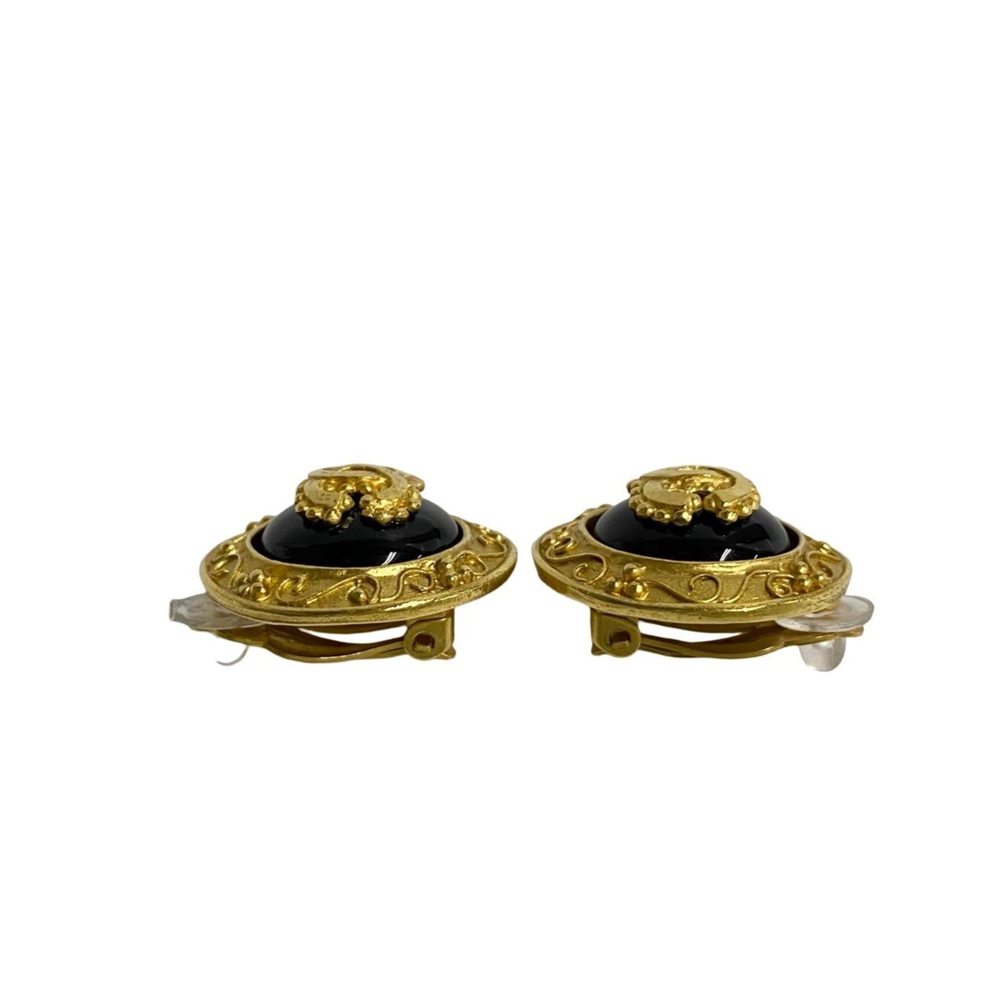 CC Logo Clip-On Earrings Metal Gold-Tone Metal