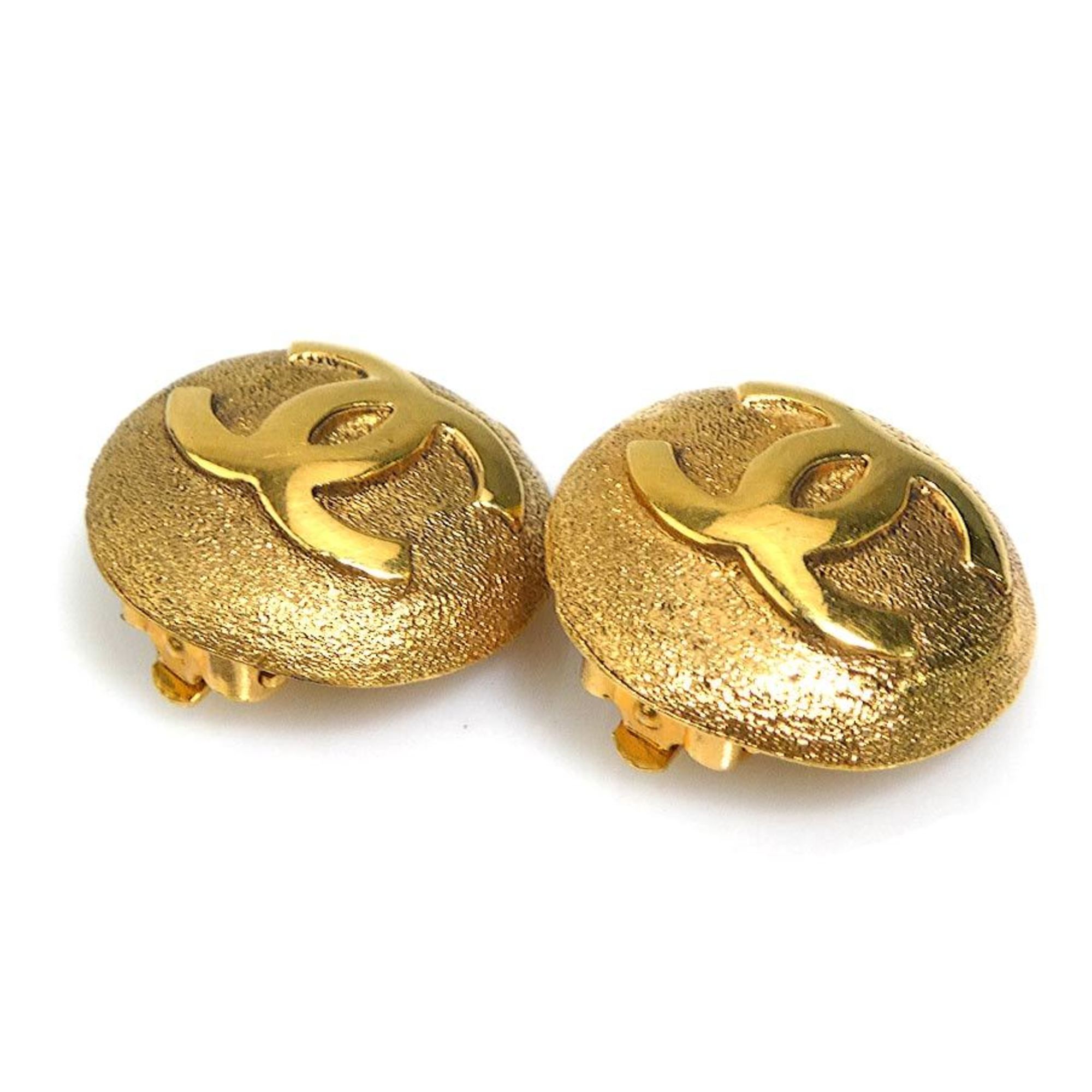 CC Logo Clip-On Earrings Gold-Tone Metal Gold-Tone Metal