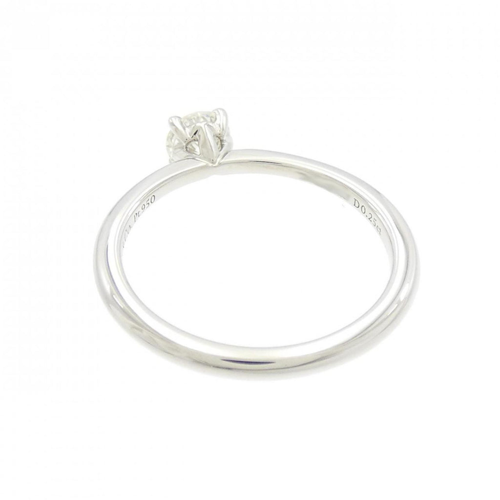 True Ring Platinum with Diamond