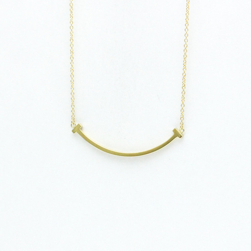 T Smile Pendant Necklace 18K Yellow Gold