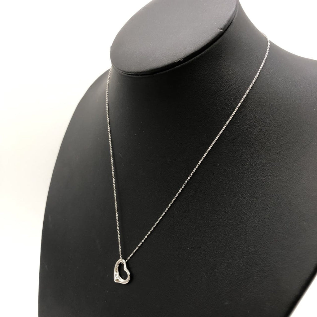 Pendant Necklace Platinum