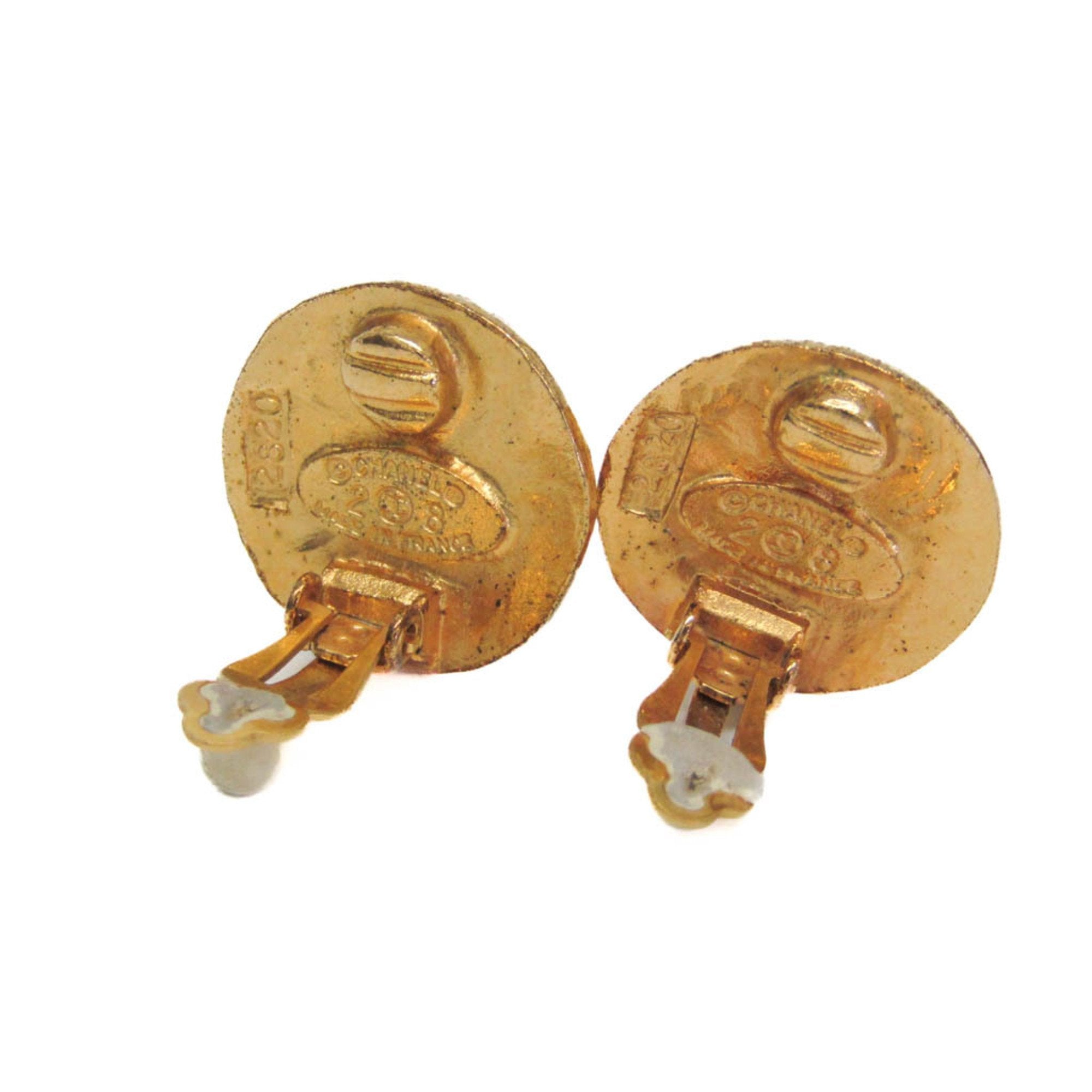 CC Logo Clip-On Earrings Metal Gold-Tone Metal