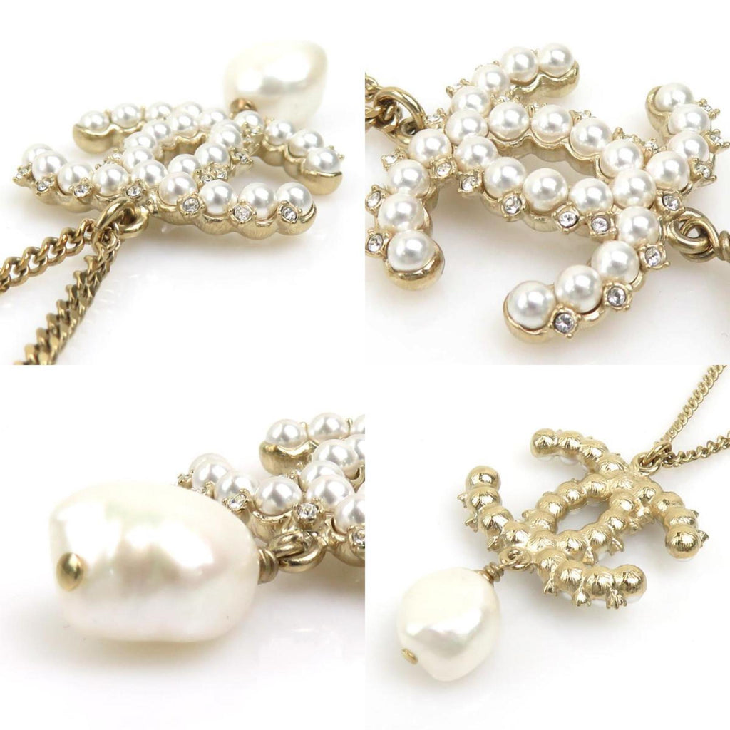 Pendant Necklace Metal and Artificial Pearl Gold and White