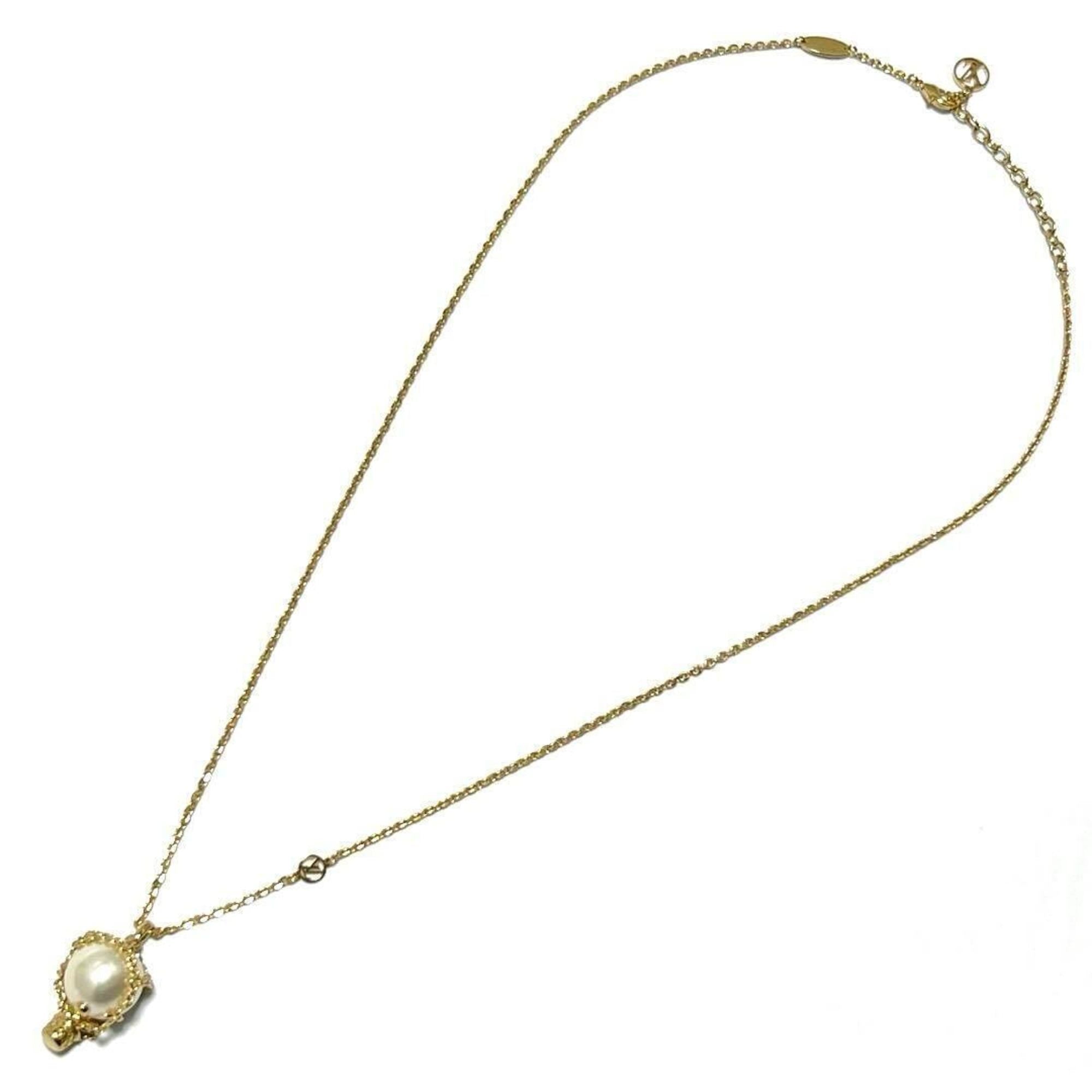 Vivienne Pendant Necklace Metal Gold