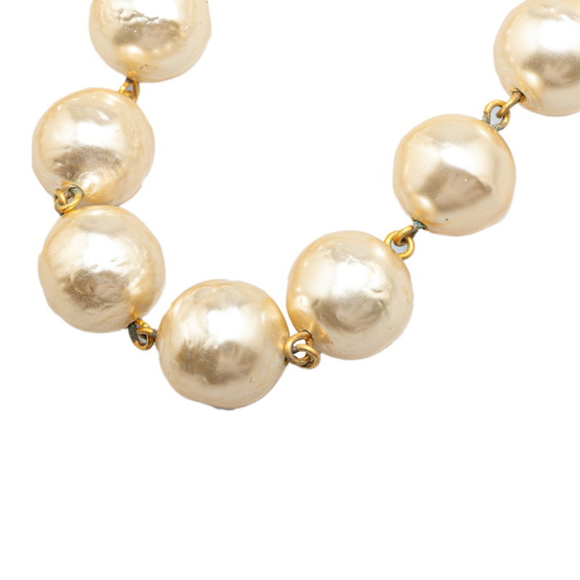 Vintage Pendant Necklace Metal With Faux Pearl