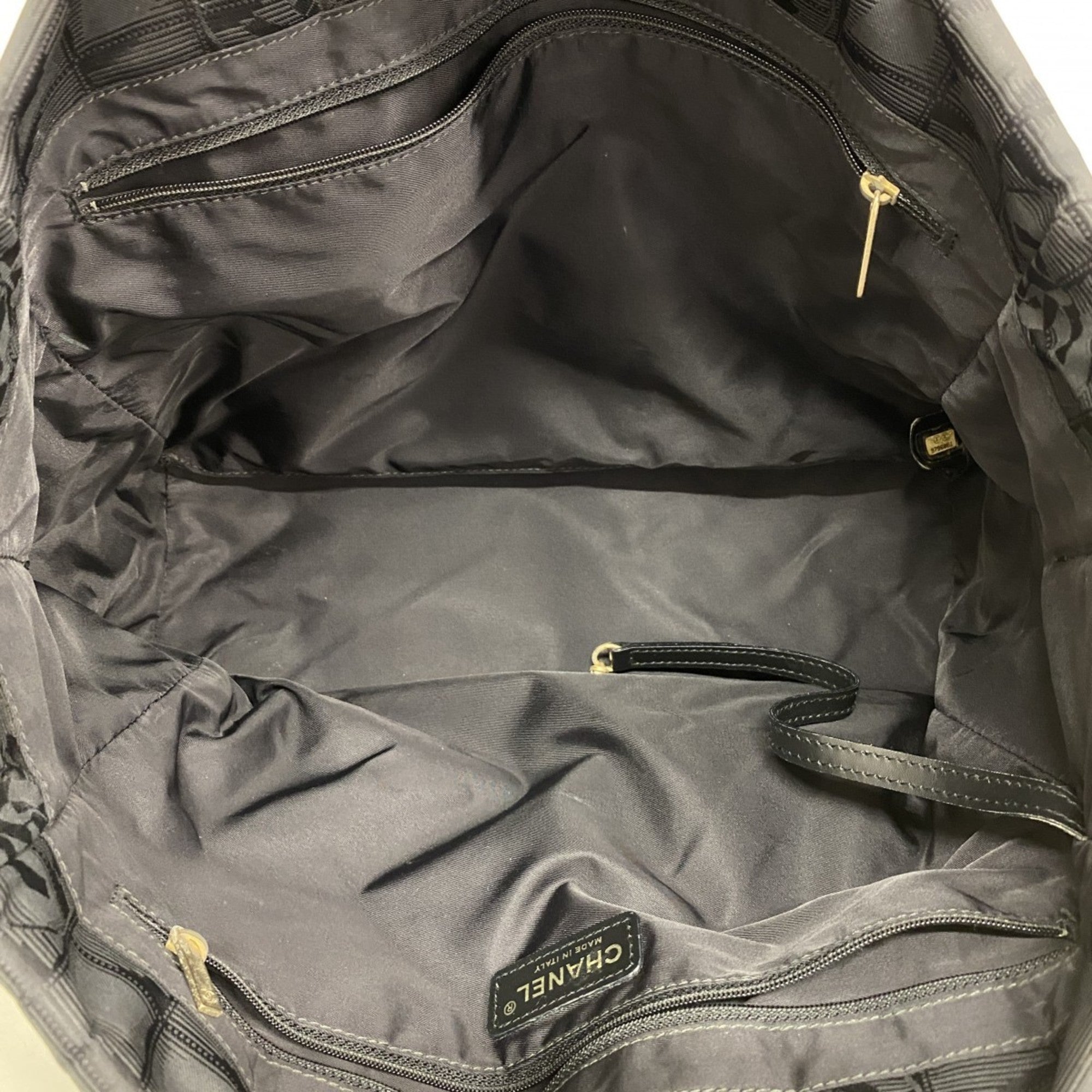 Travel Line Tote Nylon Medium