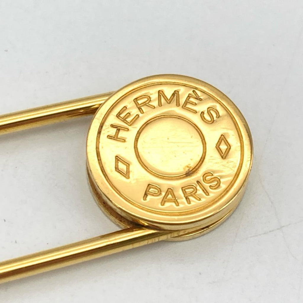 Brooch Gold-Tone Metal