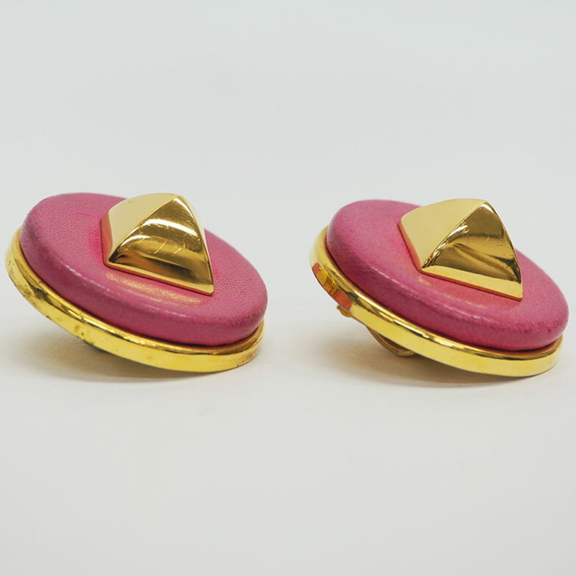 Medor Earrings Leather and Metal Magenta