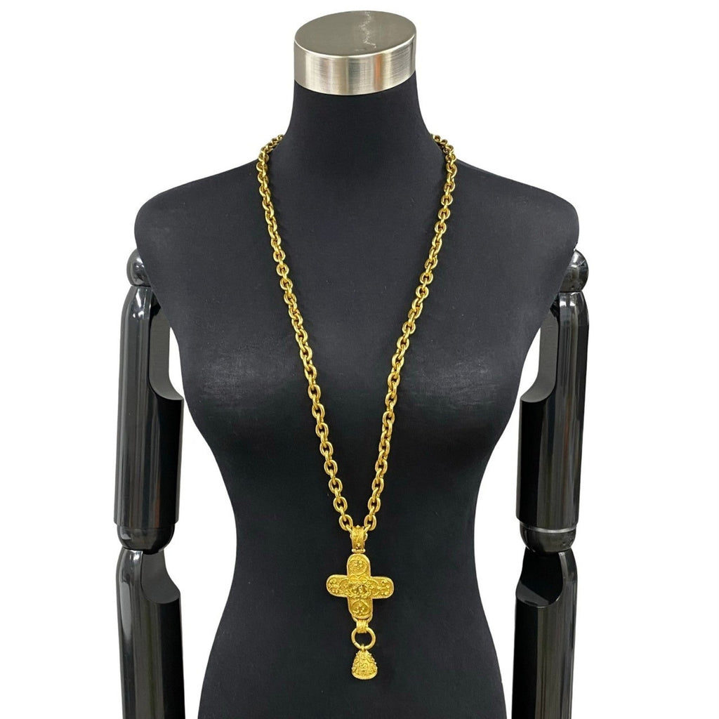 CC Logo Chain Pendant Necklace Metal