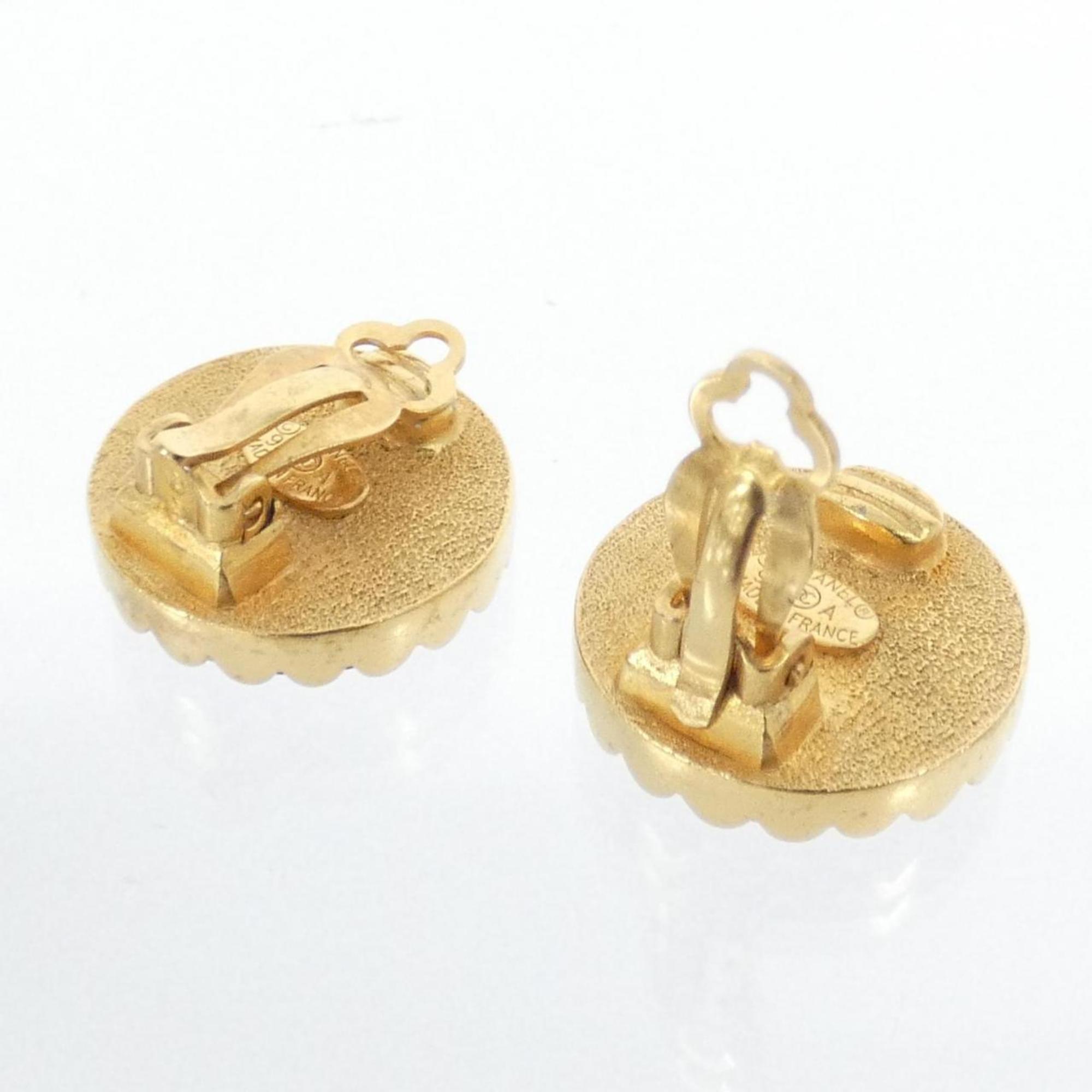 Clip-On Earrings Metal