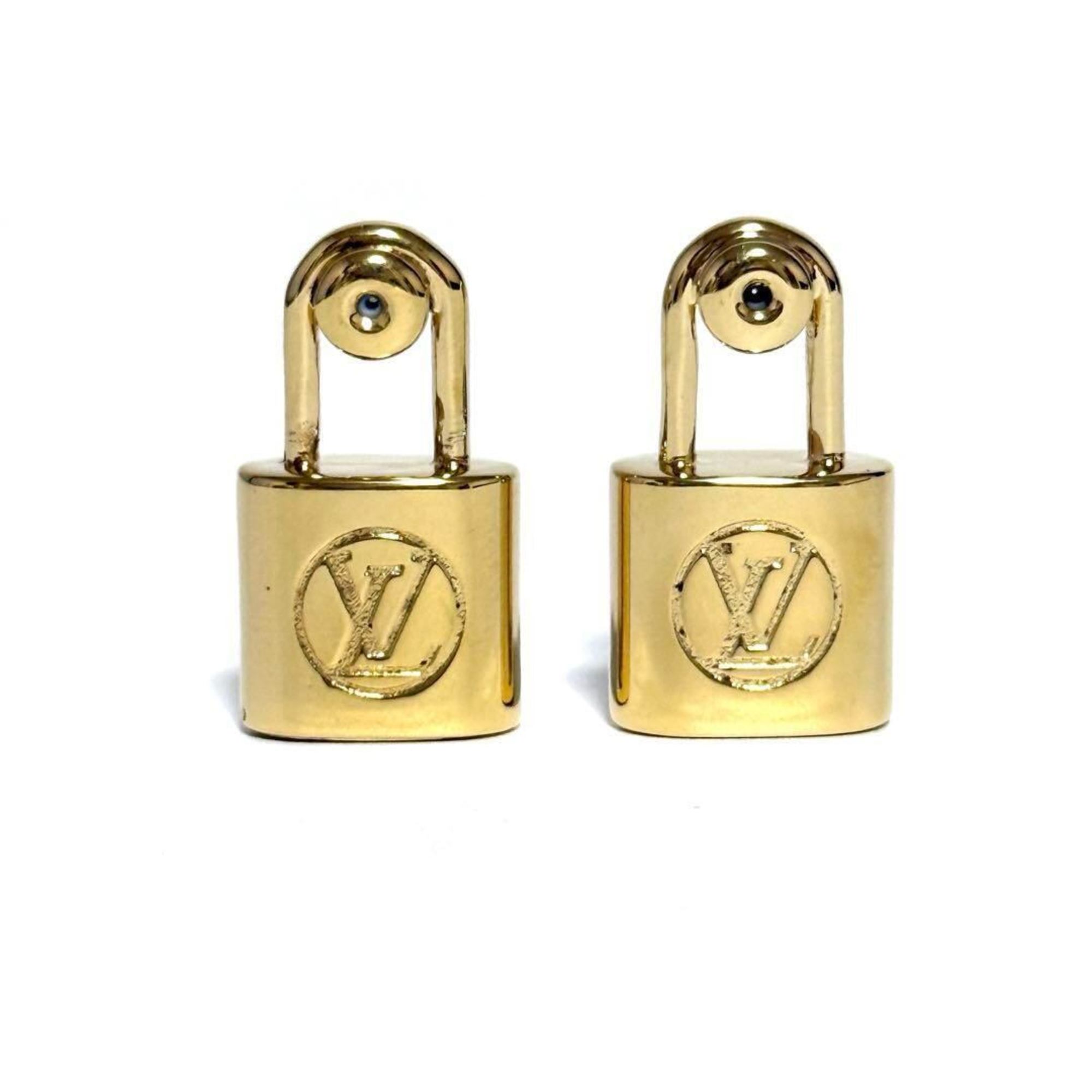 Earrings Metal