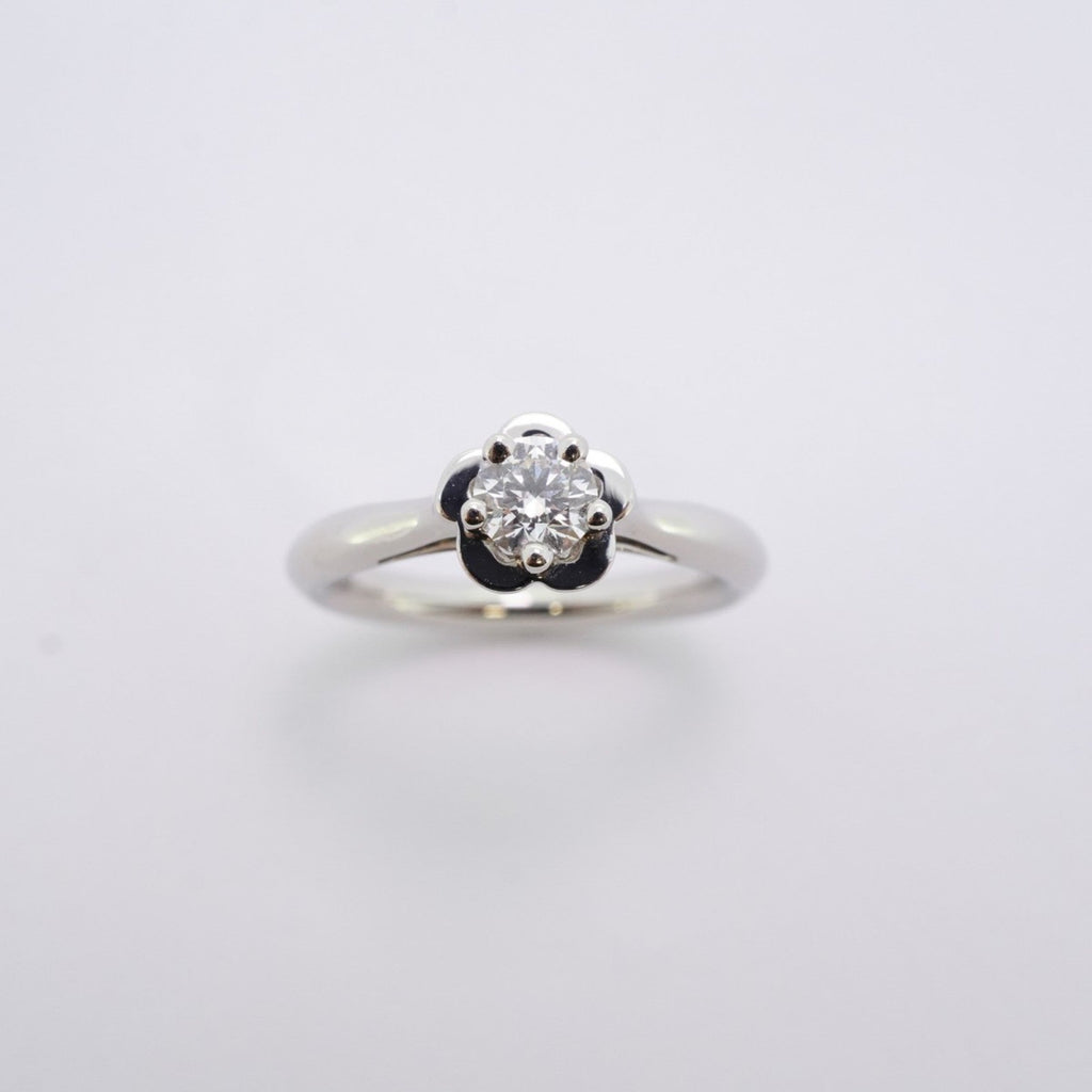 Camellia Ring Platinum With Diamond