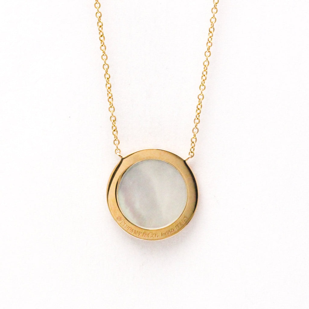 Pendant Necklace 18K Rose Gold With Diamond and Mother of Pearl