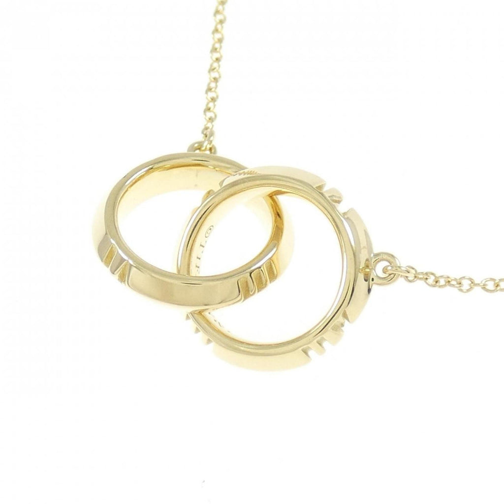Closed Interlocking Pendant Necklace 18K Yellow Gold