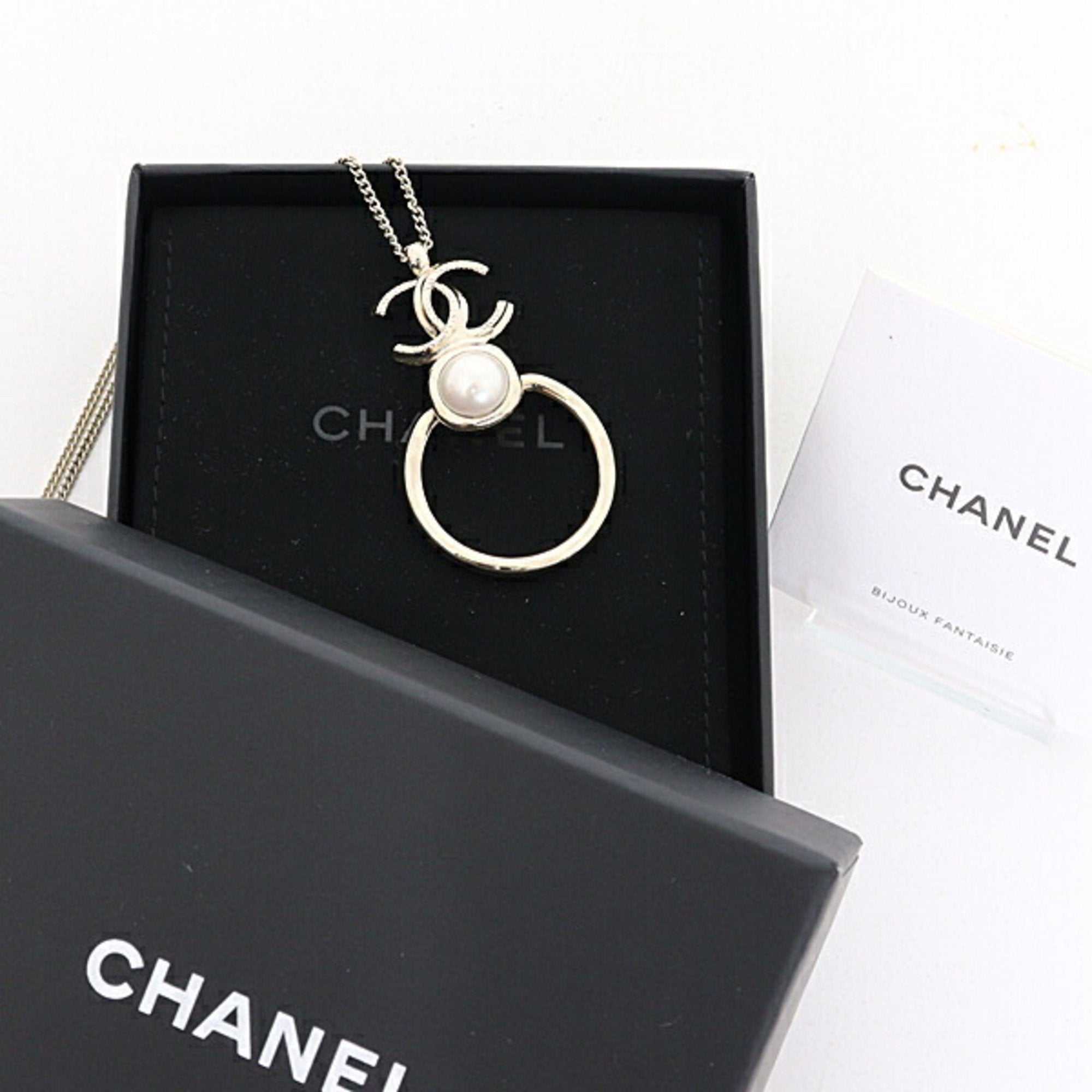 Pendant Necklace Brass Light Gold