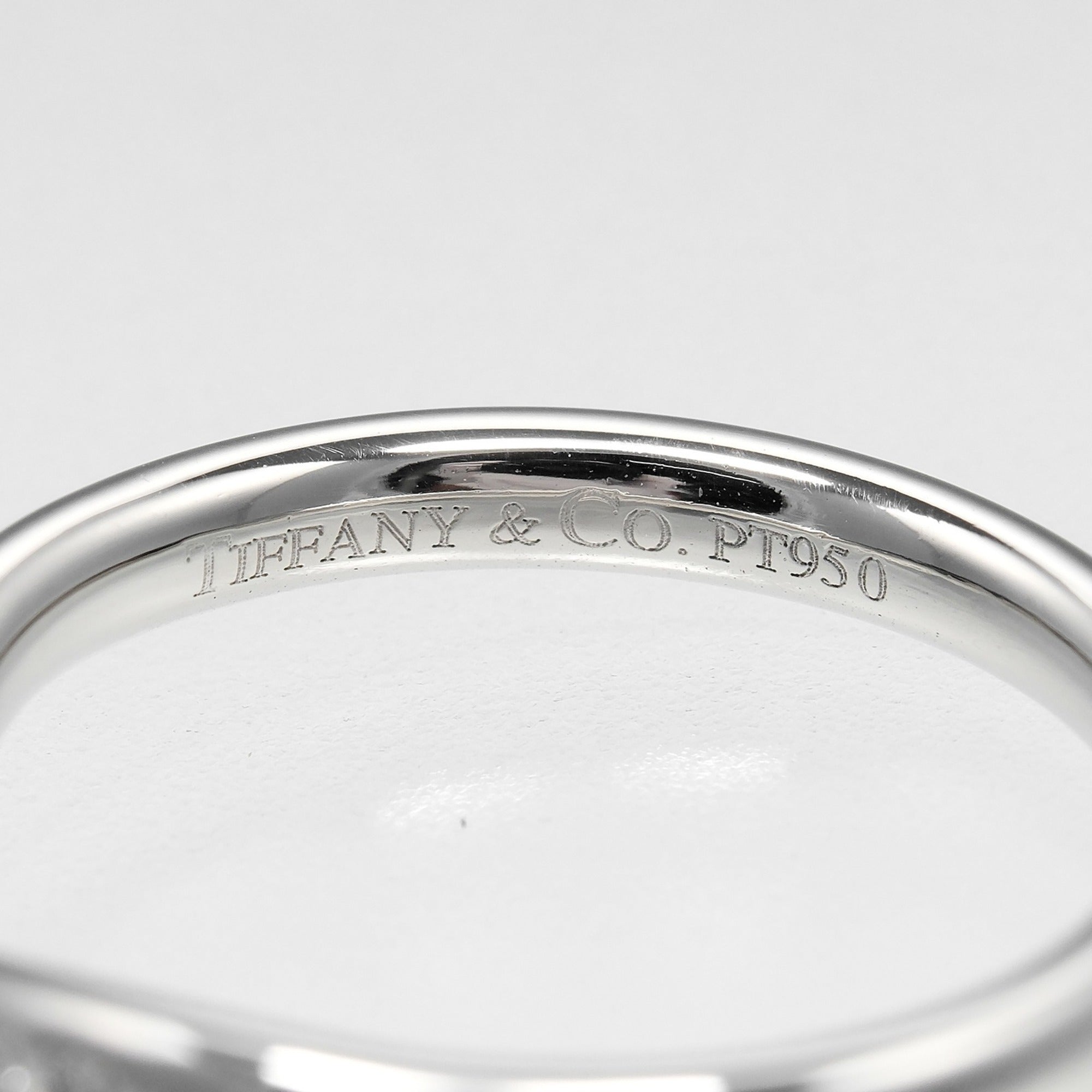 Ring Platinum with Diamond