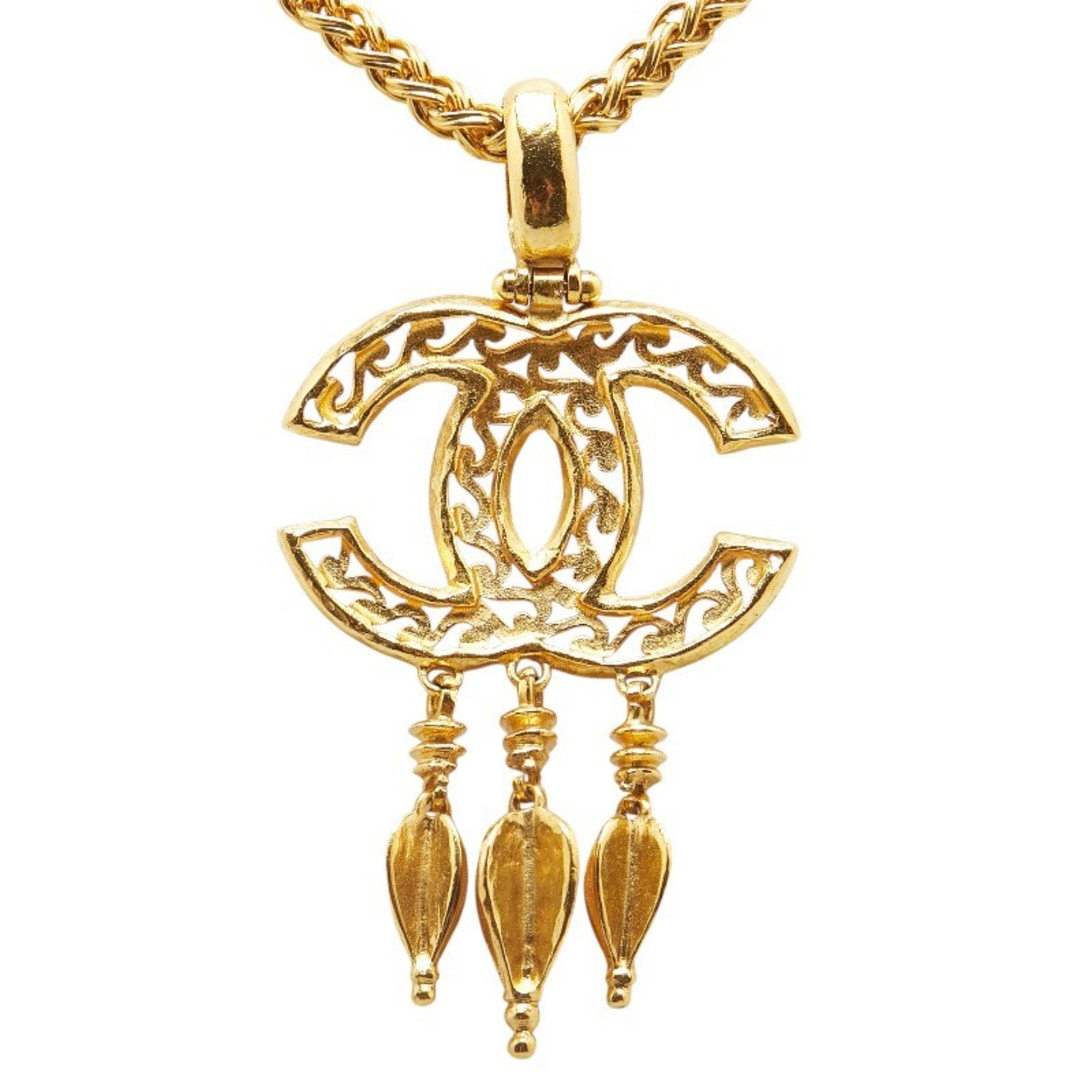CC Logo Pendant Necklace Metal