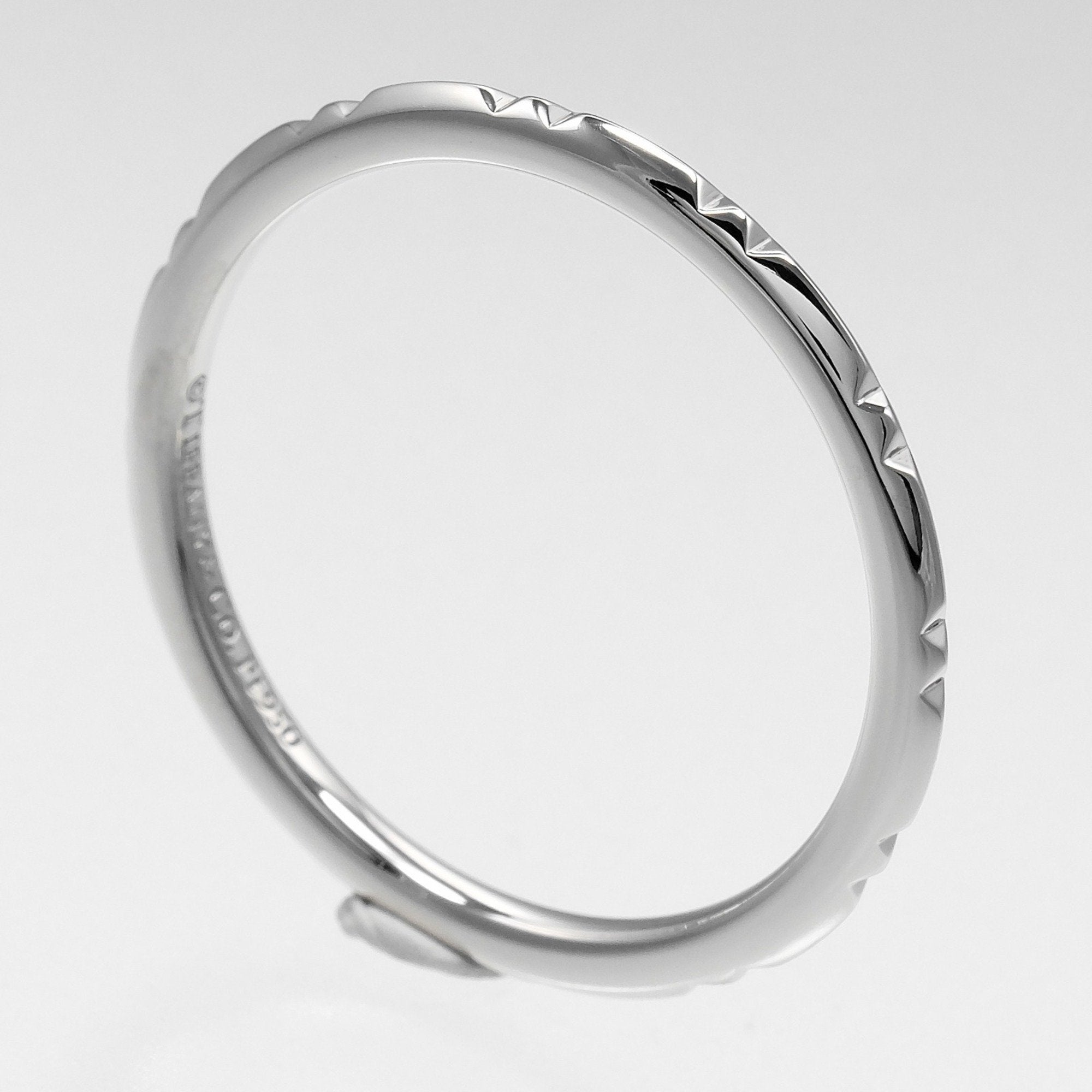 True Ring Platinum