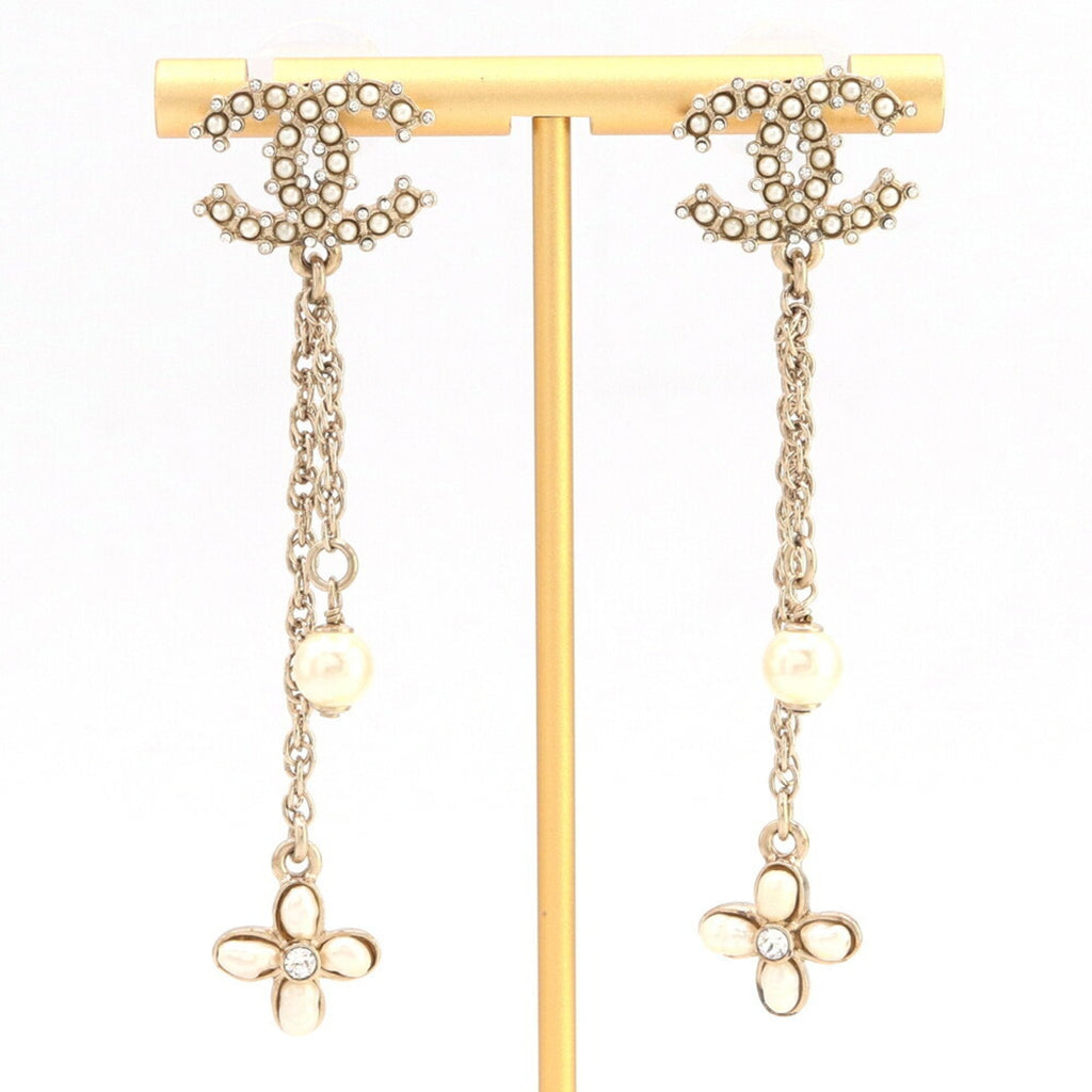 CC Logo Flower Earrings Metal
