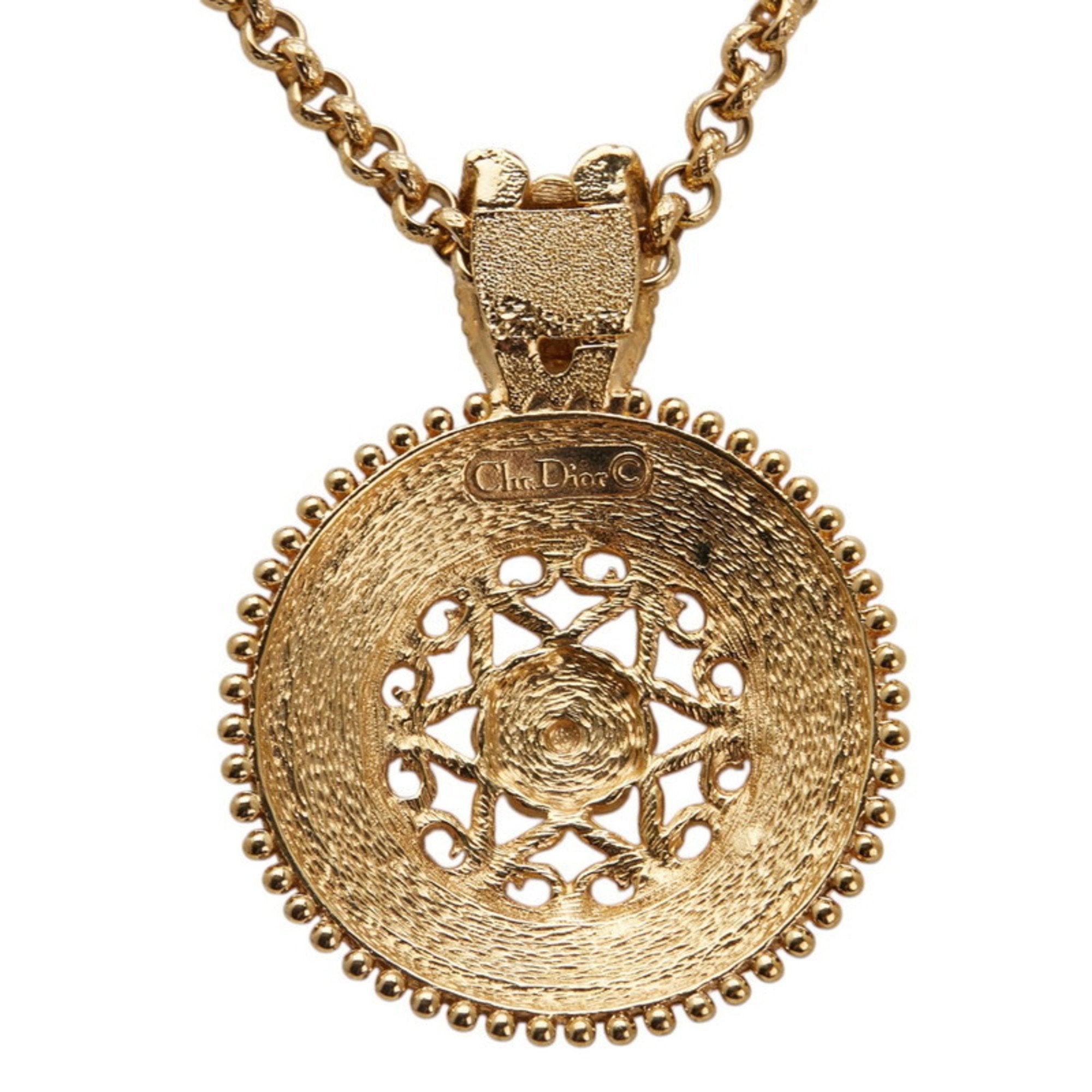Flower Motif Round Pendant Necklace Gold Plated