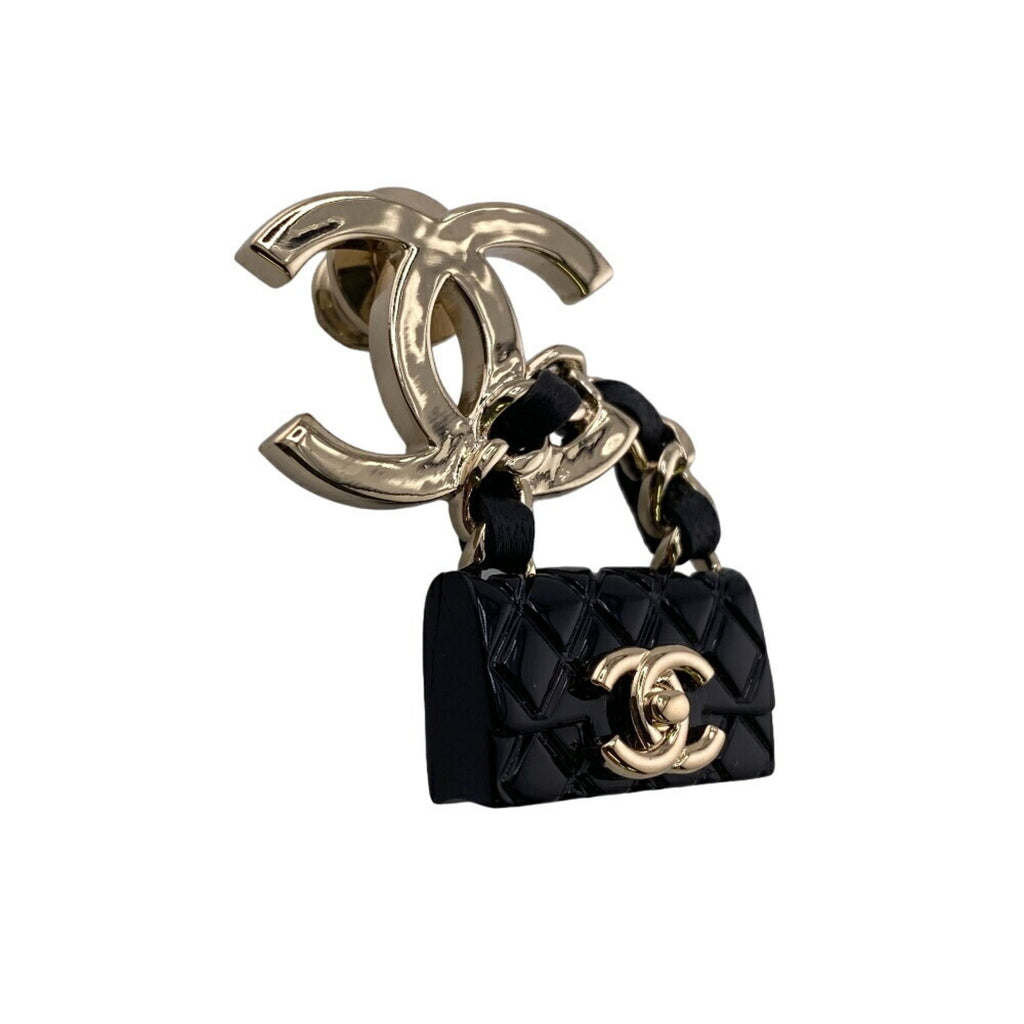 CC Logo Turnlock Brooch Metal