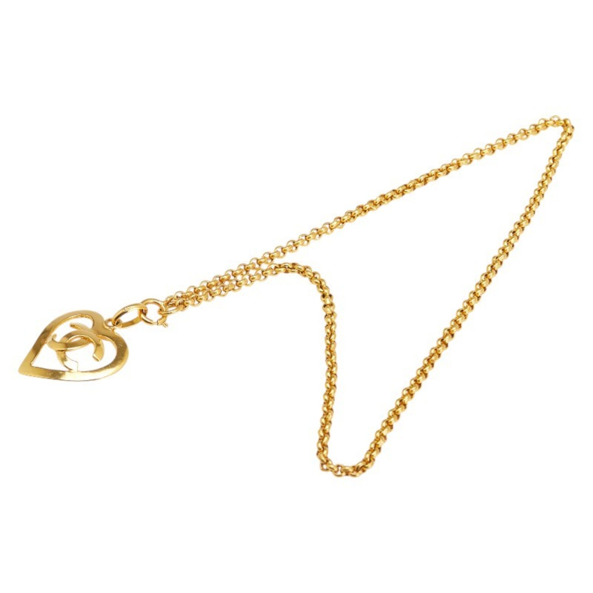 CC Logo Heart Circle Pendant Necklace Metal