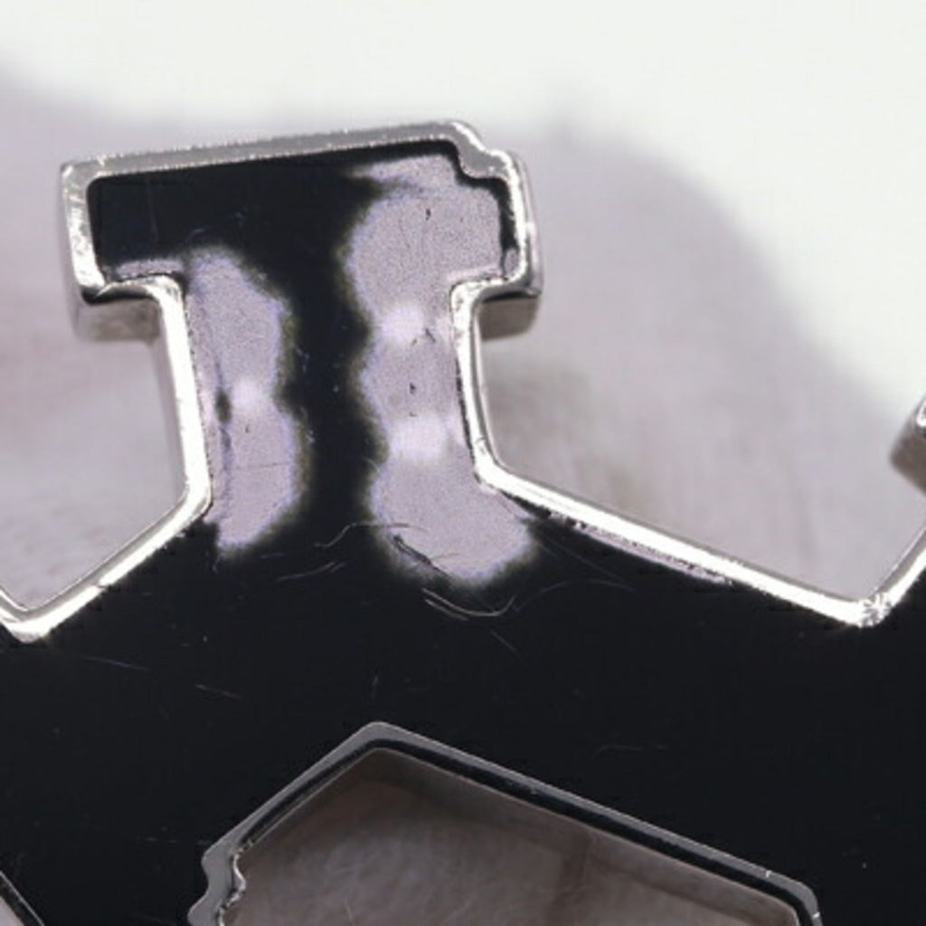 Pin Brooch Metal Black and Silver