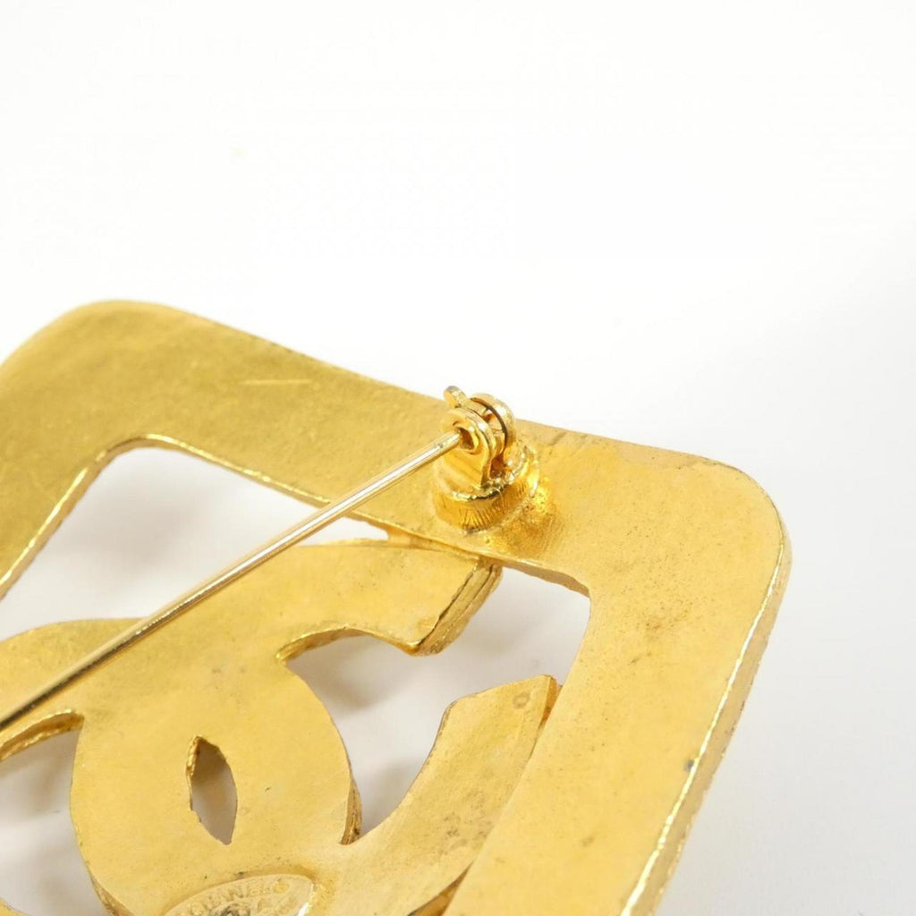 Brooch Gold-Tone Metal