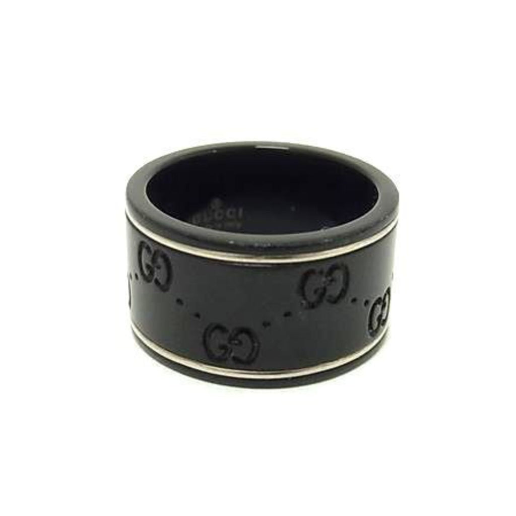 Ring 18K White Gold with Black Synthetic Corundum