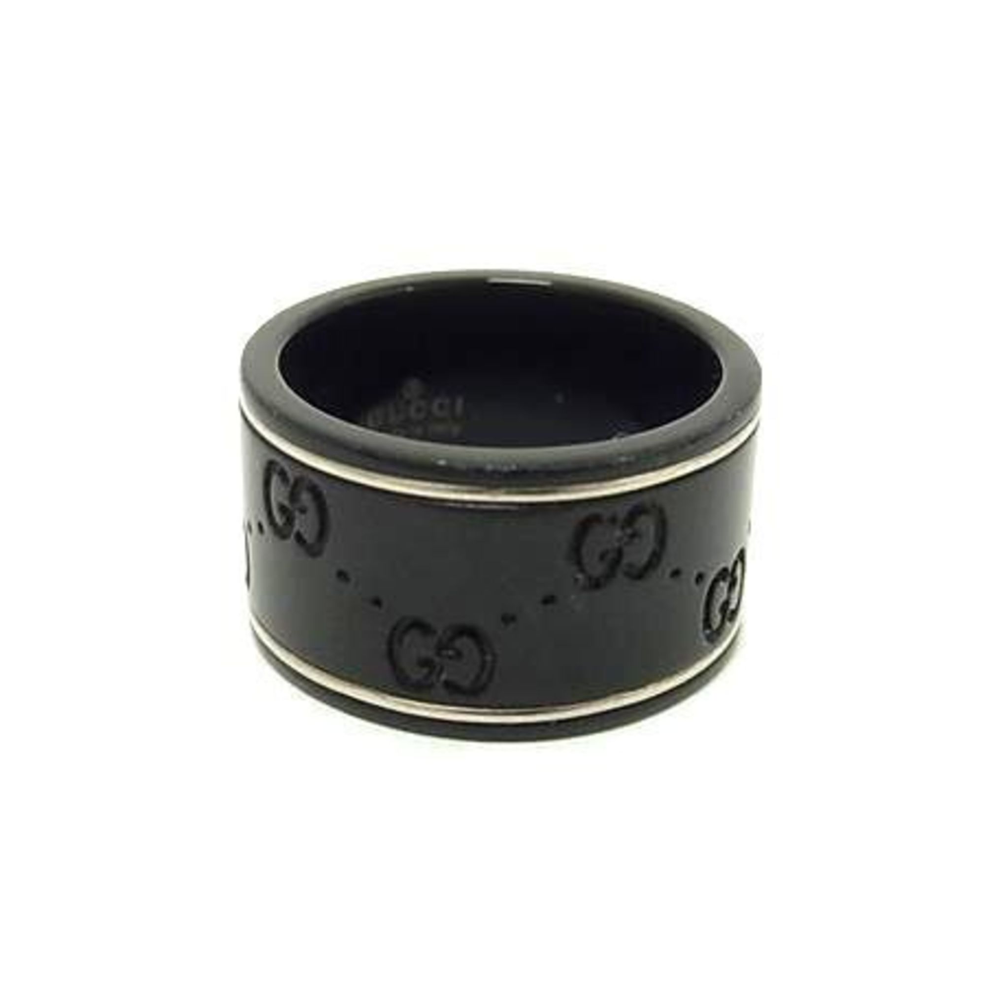 Ring 18K White Gold with Black Synthetic Corundum