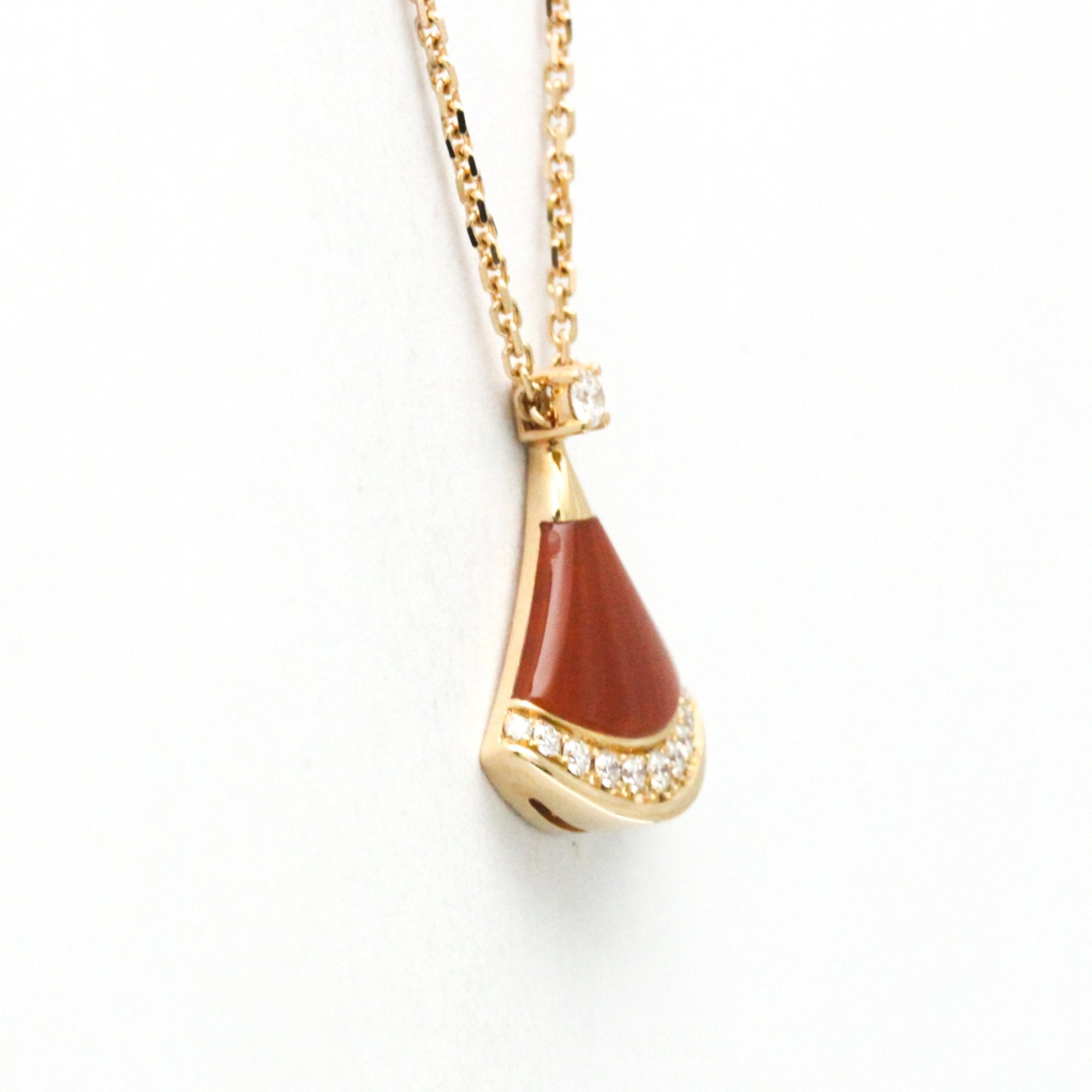 Diva Dream Pendant Necklace 18K Rose Gold with Carnelian and Diamond