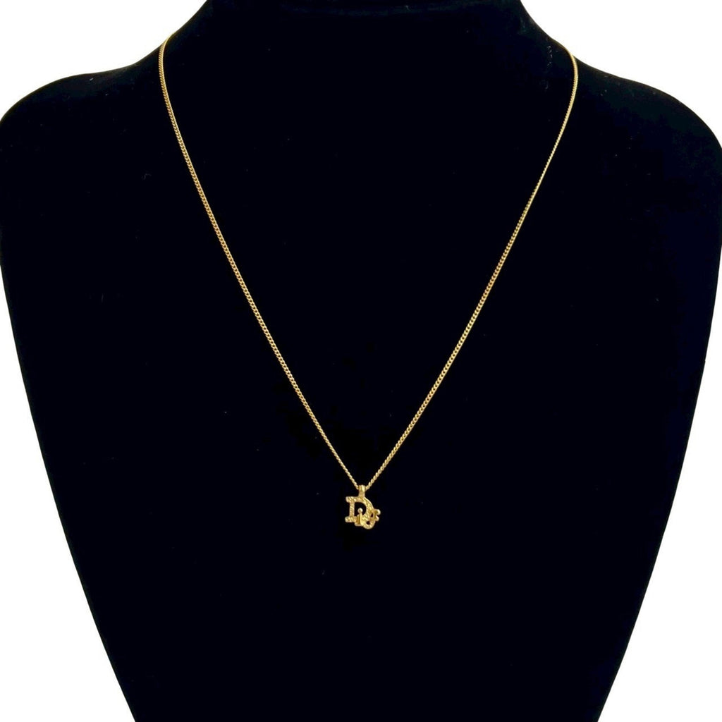 Motif Pendant Necklace Gold