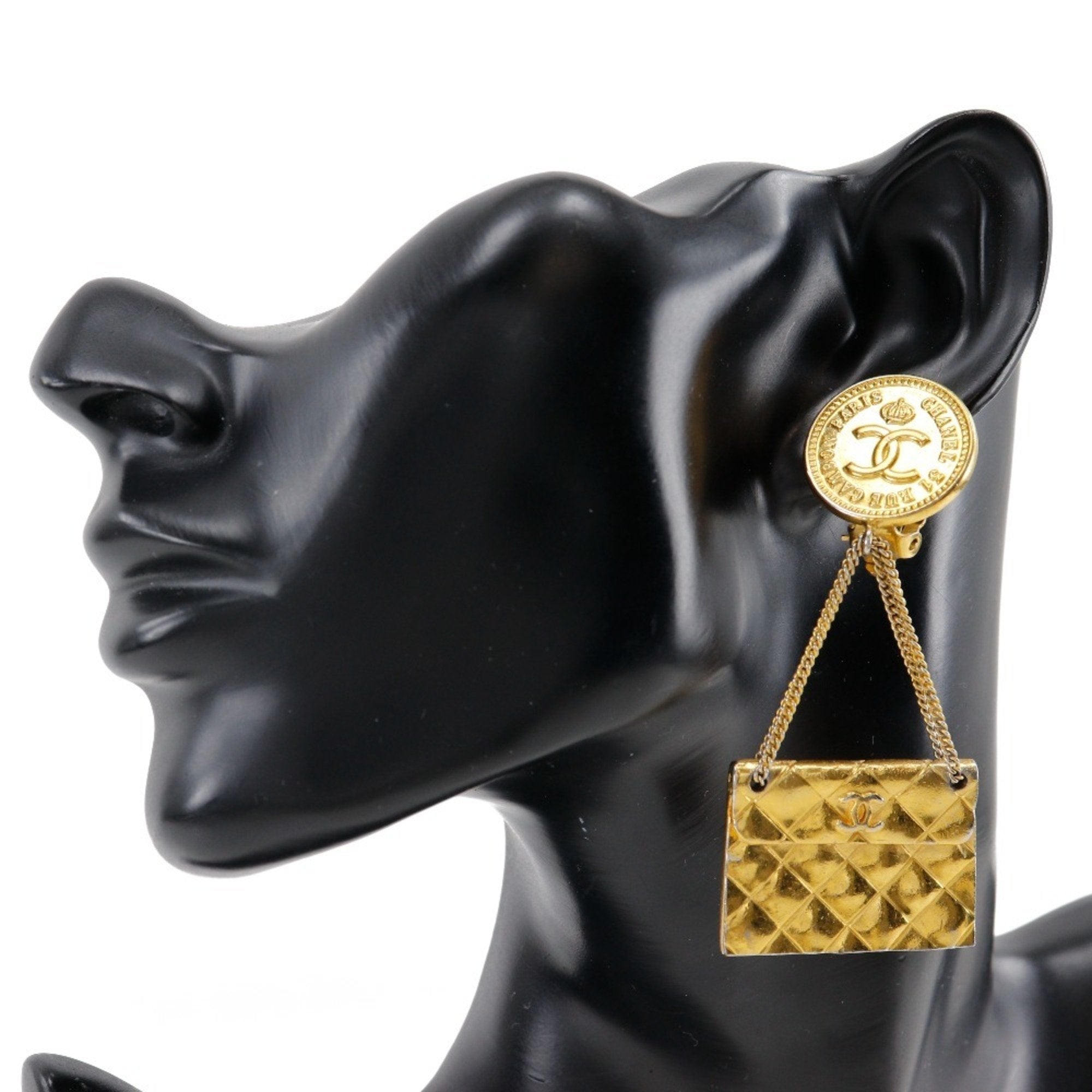 CC Logo Clip-On Earrings Metal Gold-Tone Metal