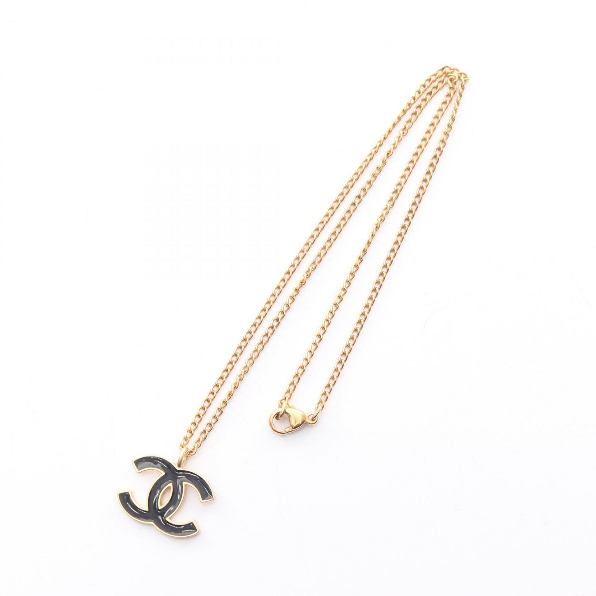 CC Logo Pendant Necklace Metal