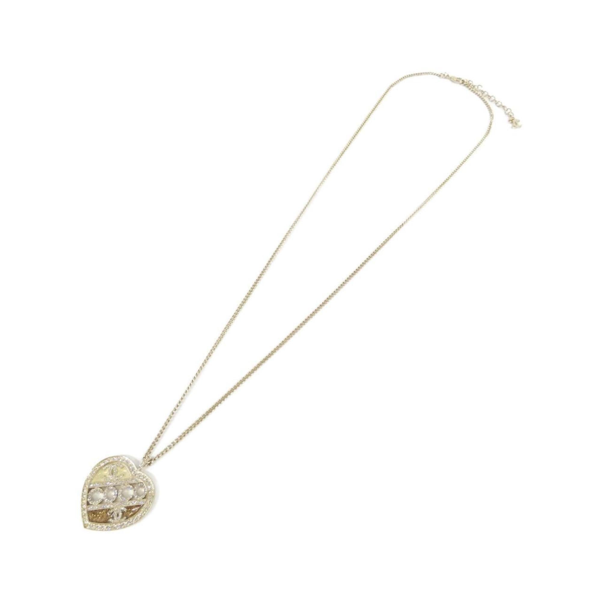 Pendant Necklace Metal Gold Ivory