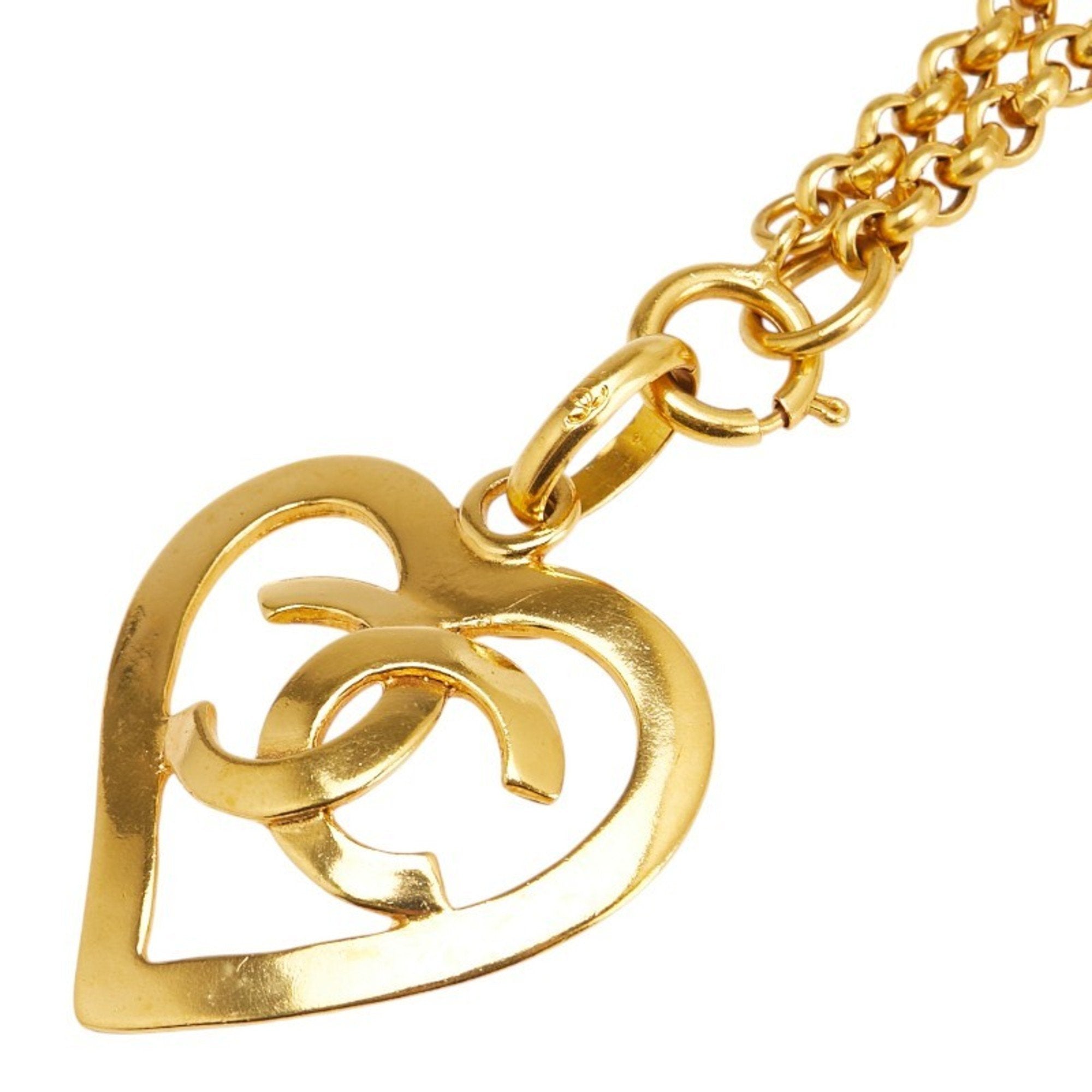 CC Logo Heart Circle Pendant Necklace Metal