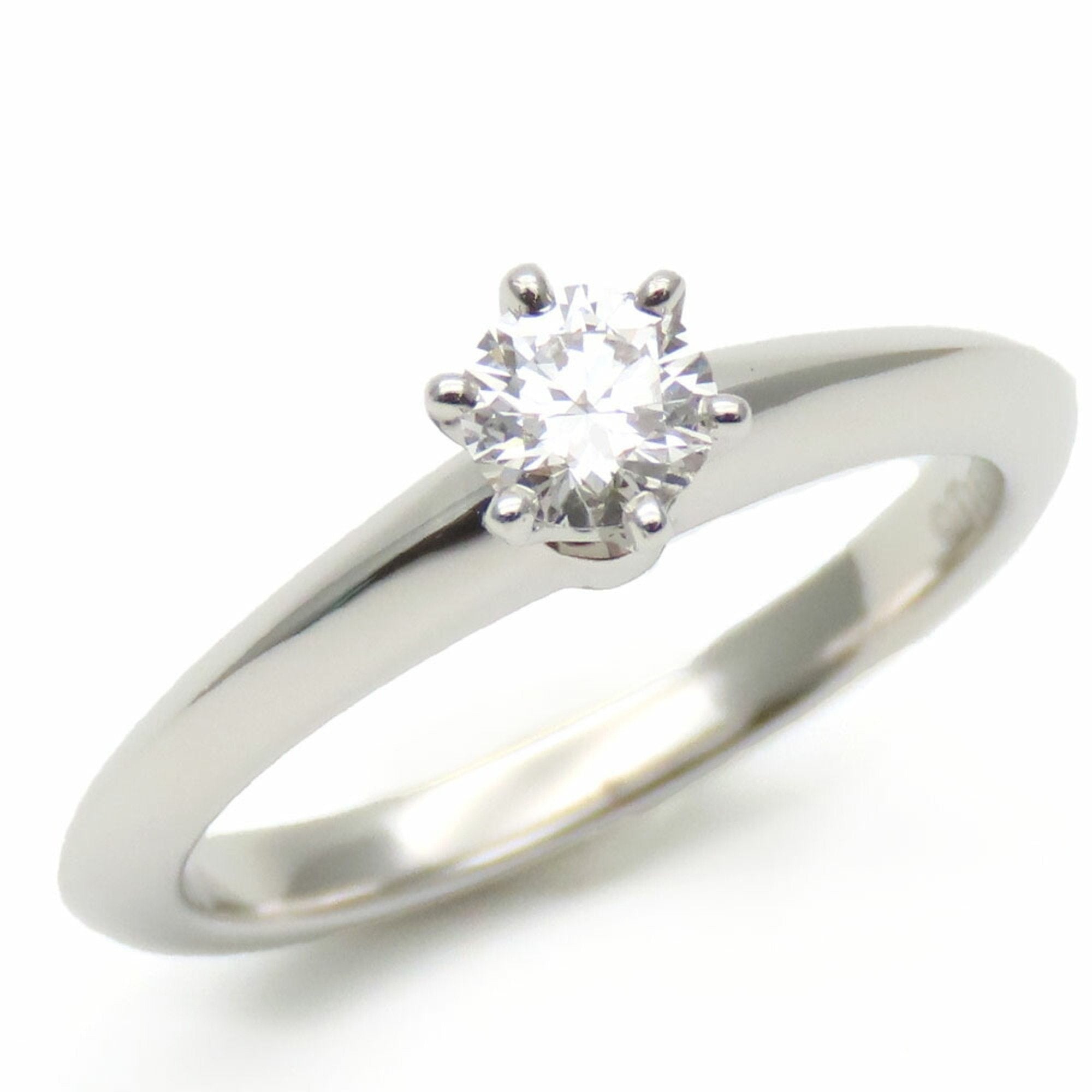 Solitaire Ring Platinum with Diamond