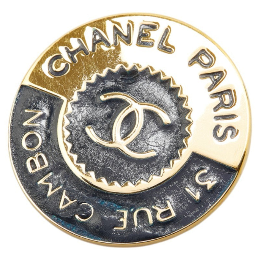 CC Logo Round Brooch Gold-Tone Metal