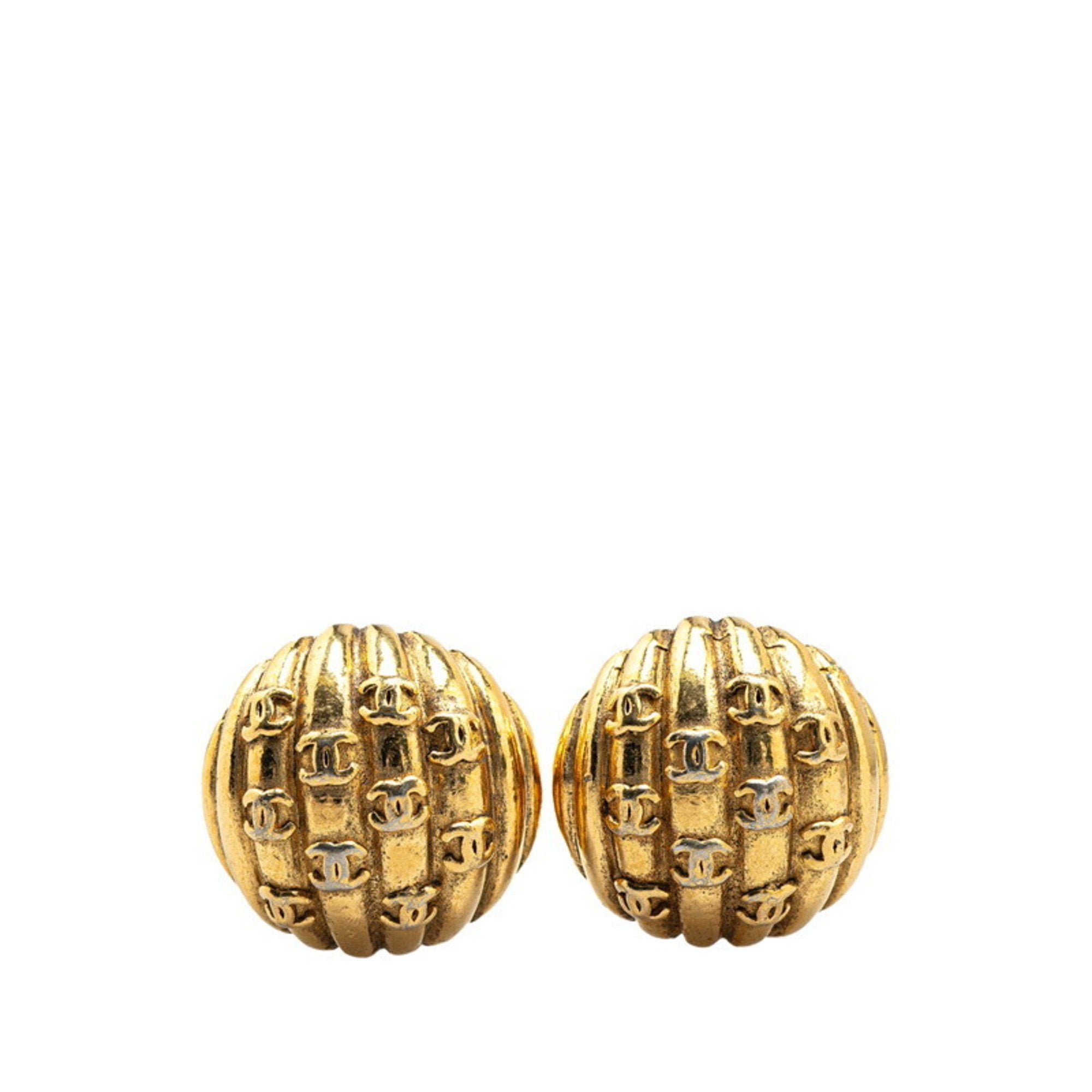 CC Logo Clip-On Earrings Metal Gold-Tone Metal