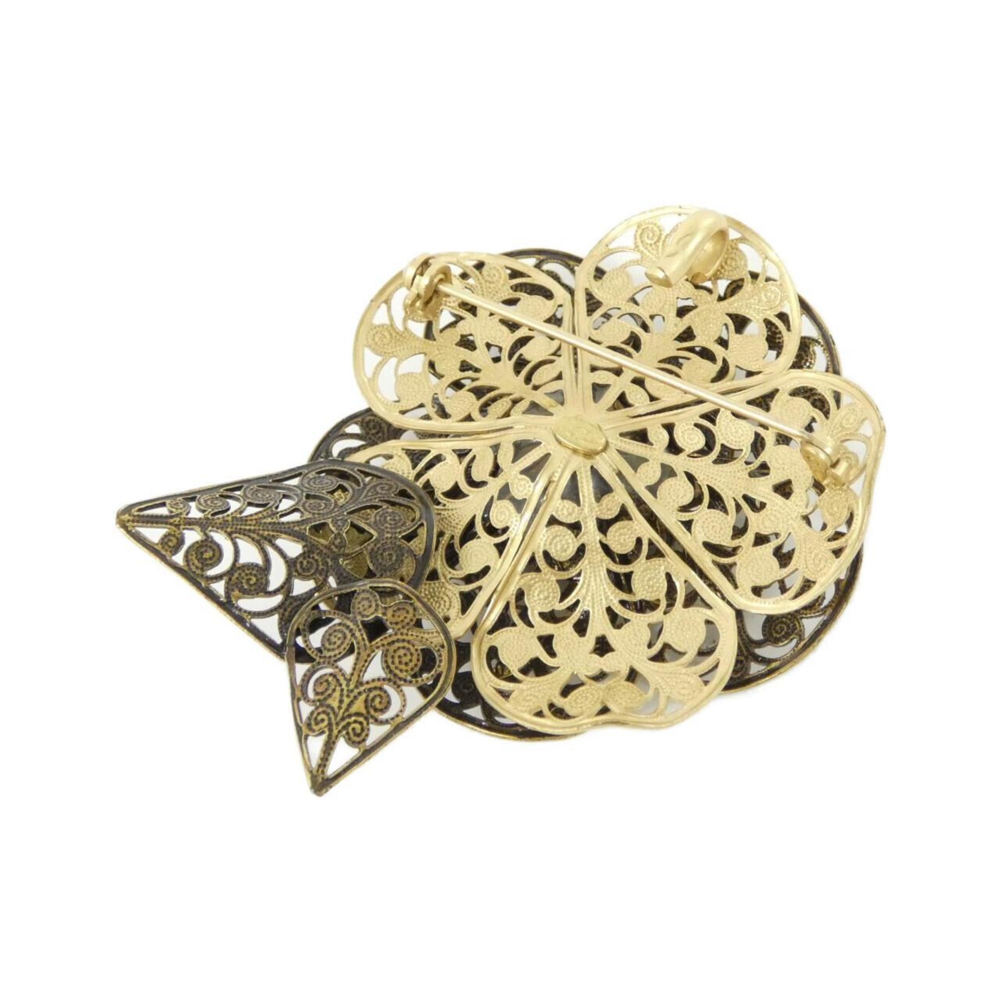 Brooch