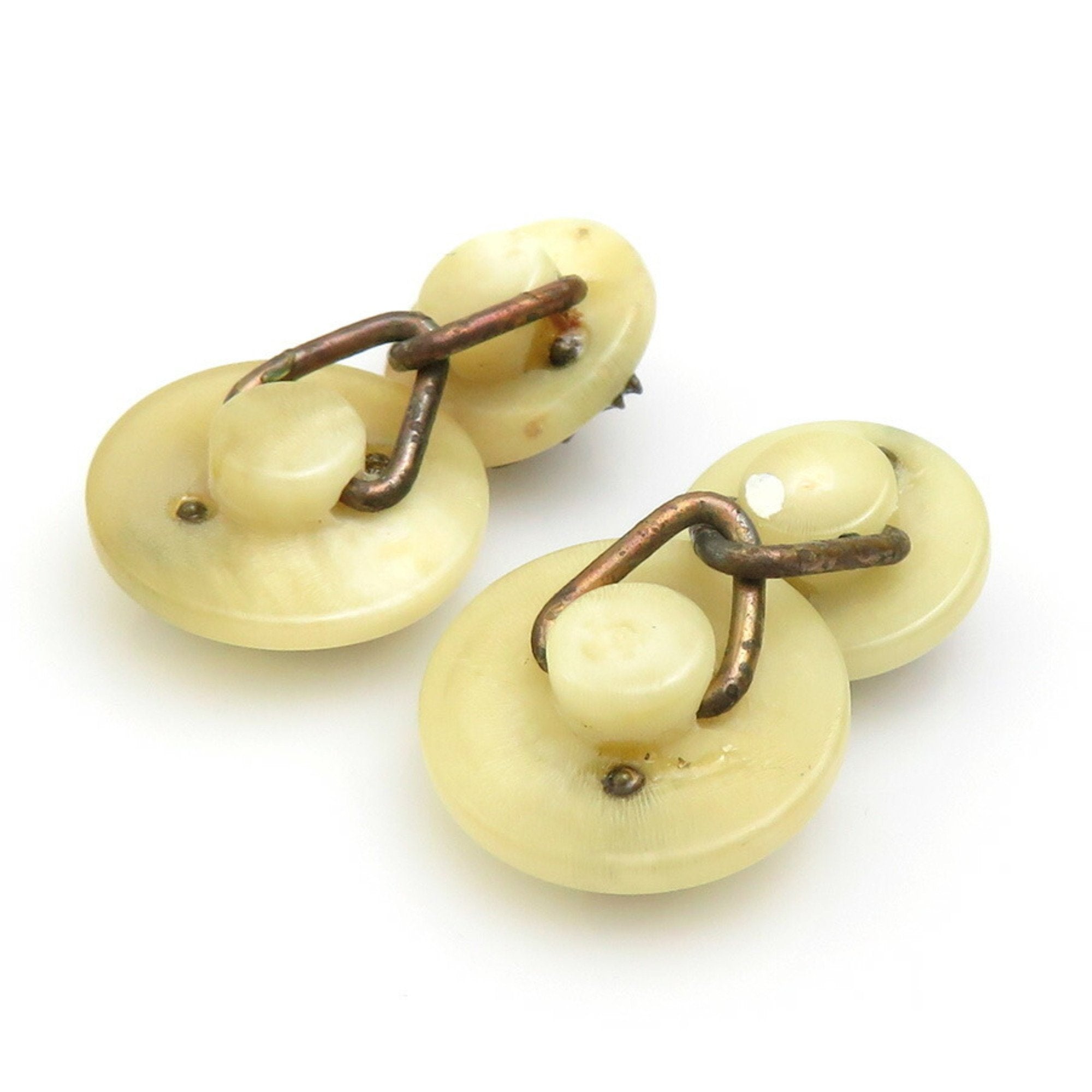 Cufflinks Metal Beige and Gold with Shell Bracelet
