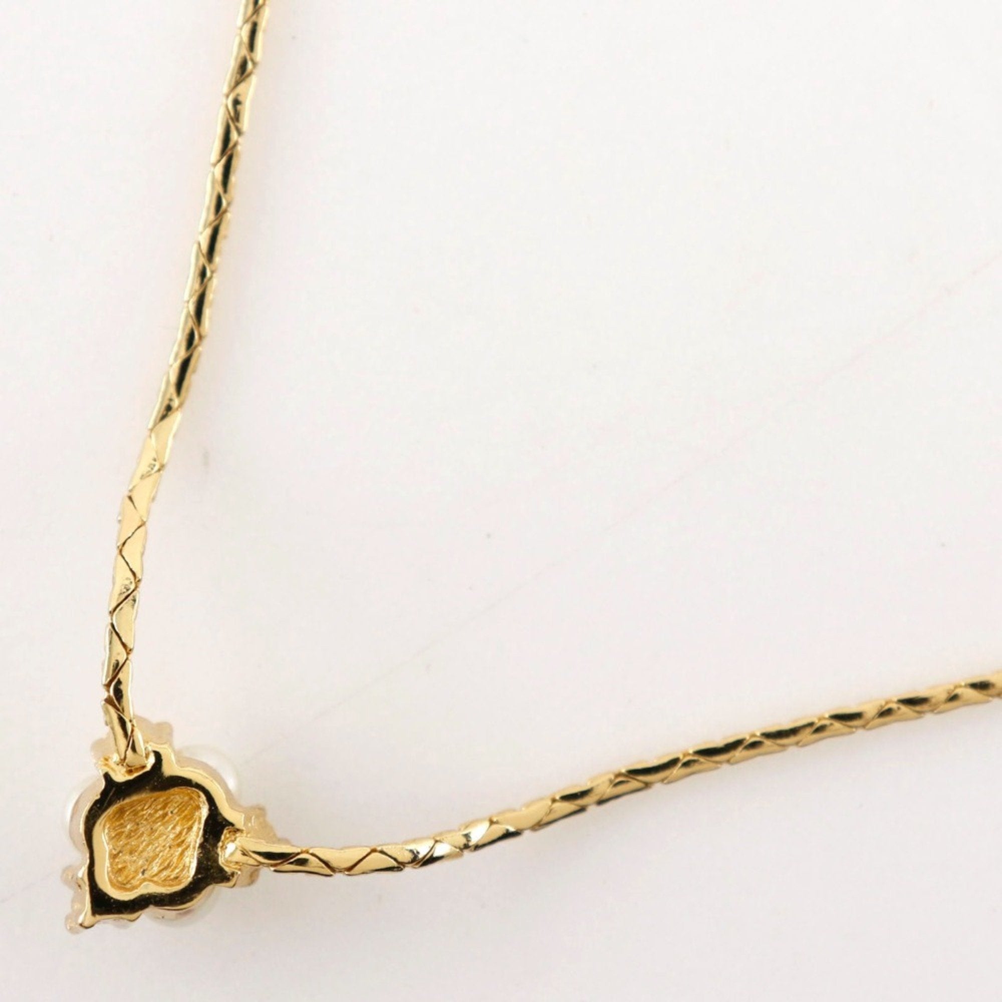 Pendant Necklace Gold and Artificial Pearl and Rhinestone