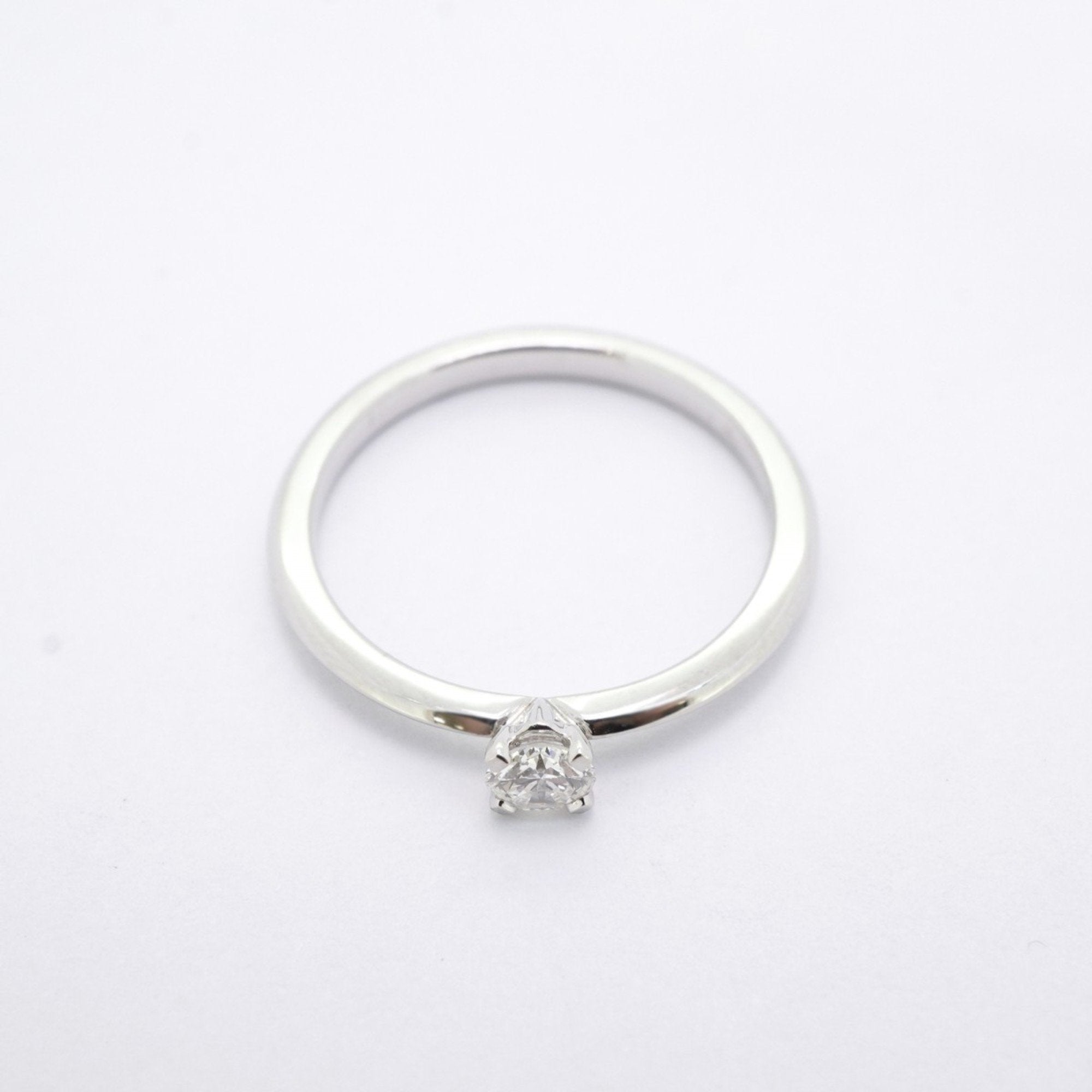 True Ring Platinum with Diamond
