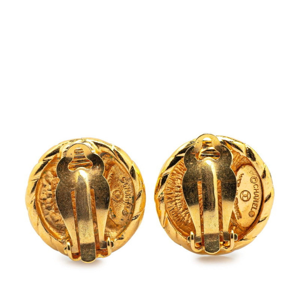 CC Logo Round Clip-On Earrings Metal Gold-Tone Metal