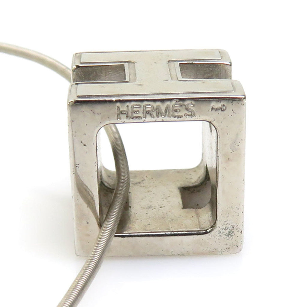 Pendant Necklace Enamel and Metal Off-White and Silver