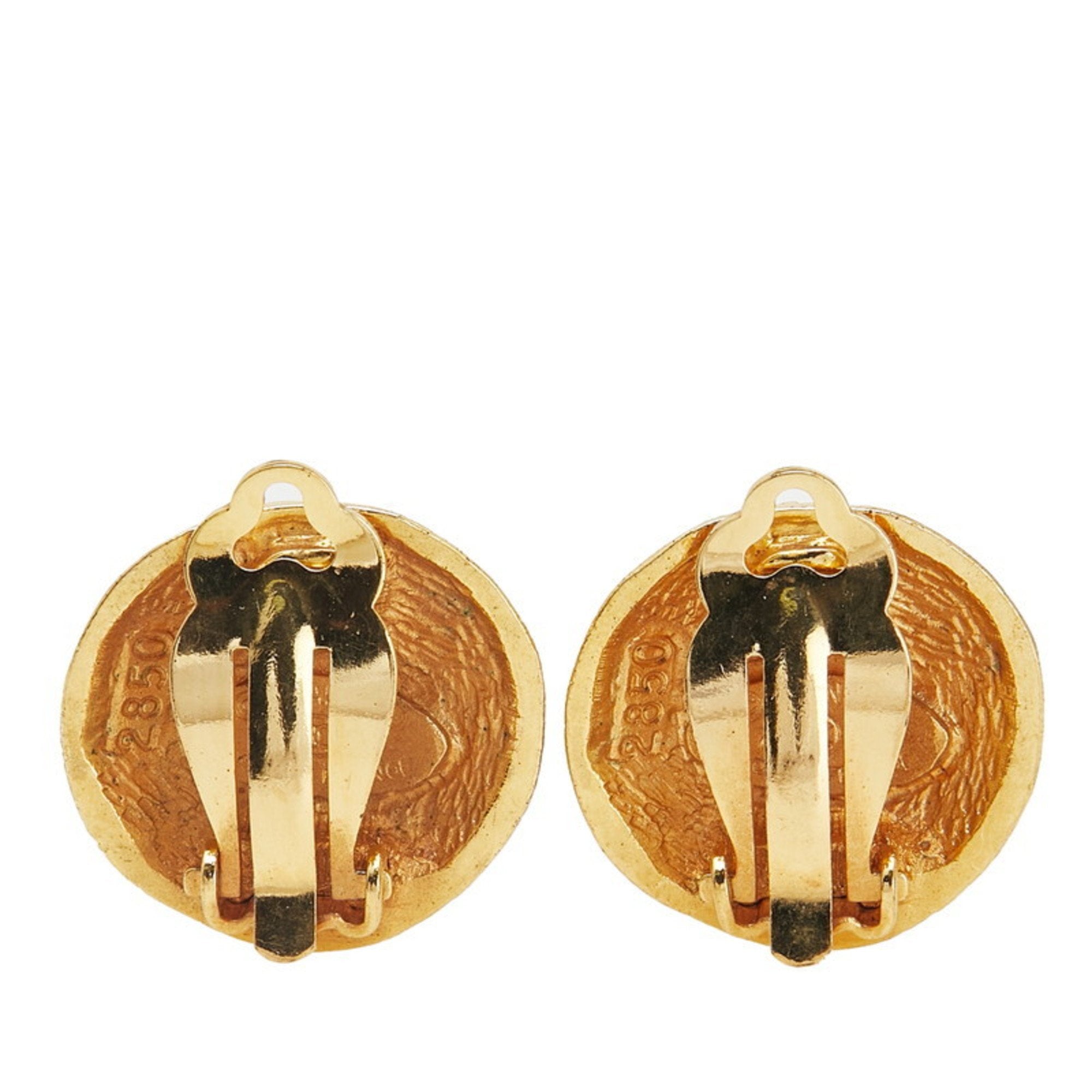 CC Logo Round Clip-On Earrings Metal Gold-Tone Metal