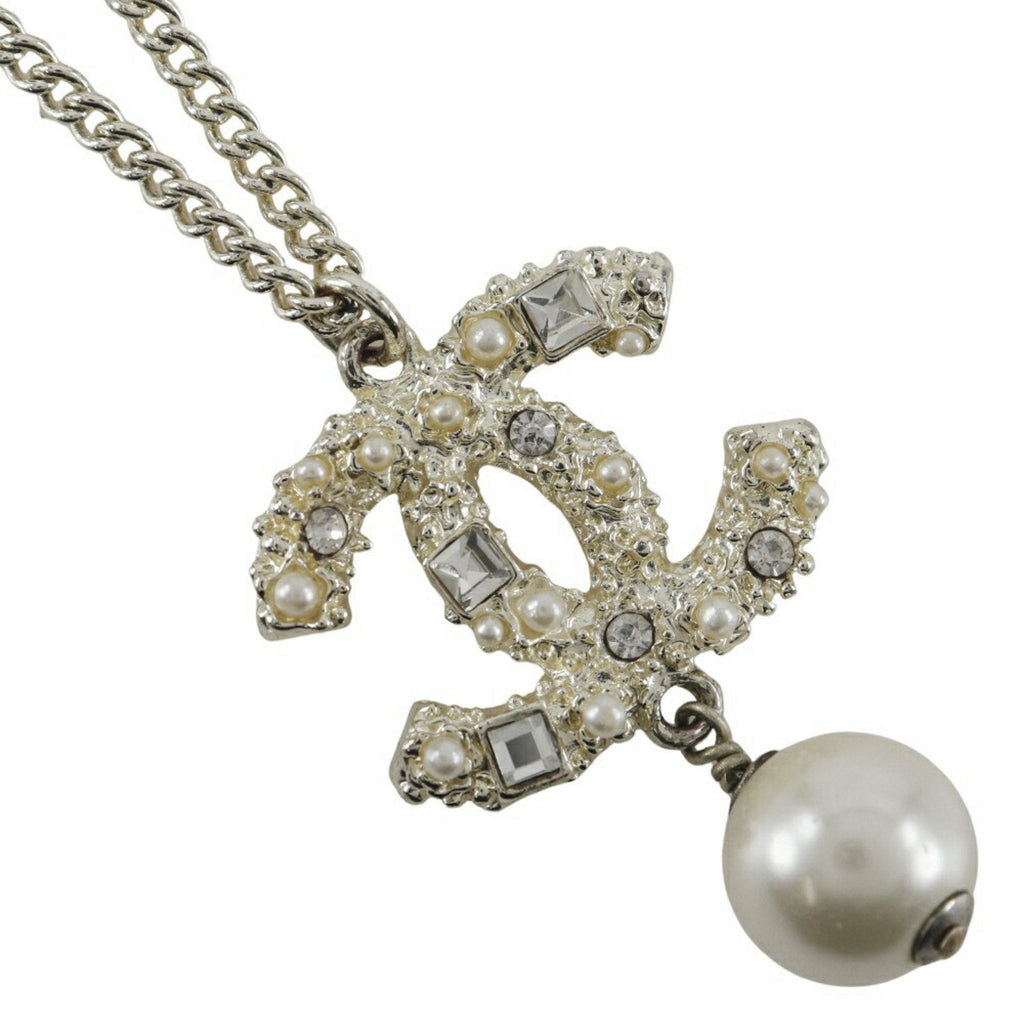 CC Logo Pendant Necklace Metal