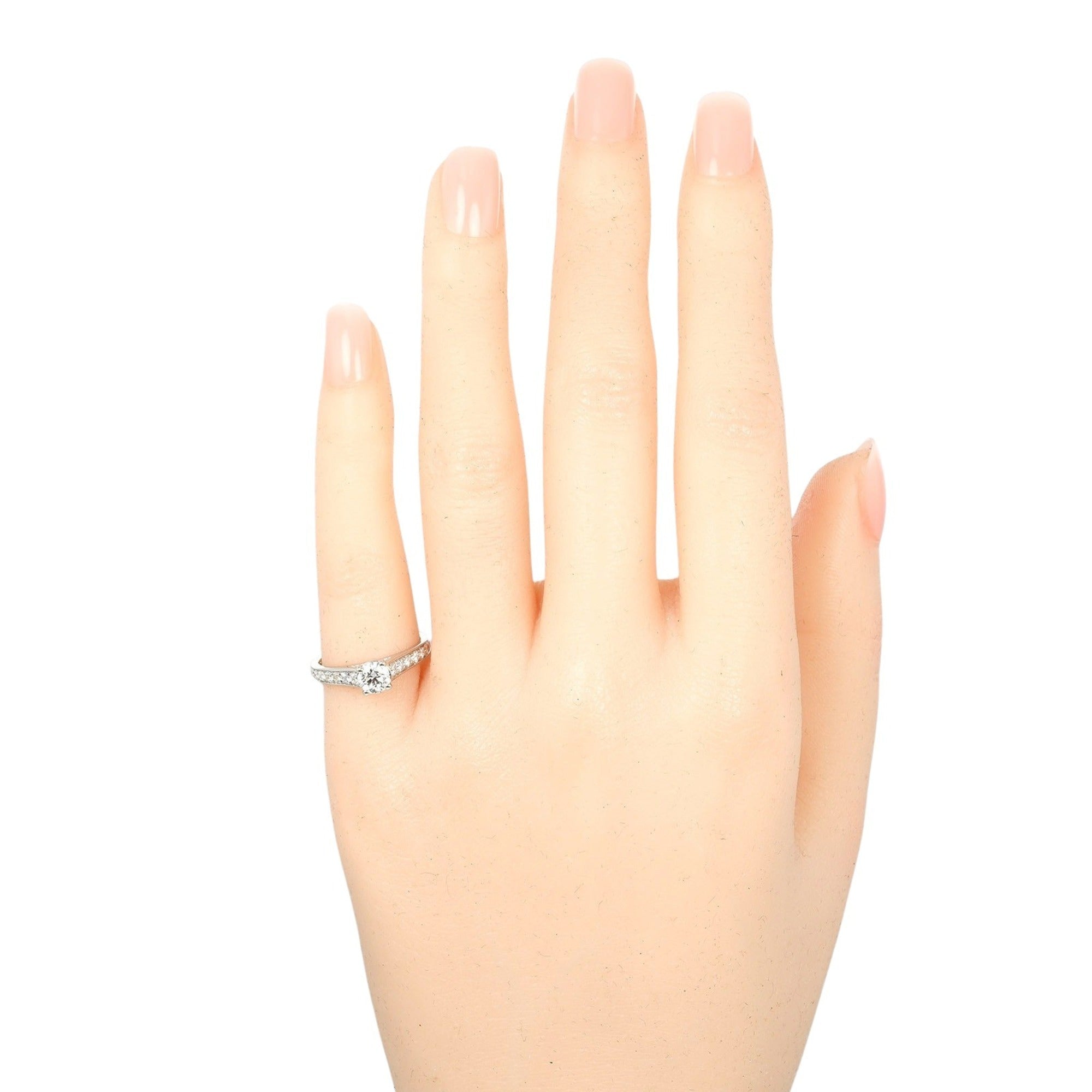 Romance Solitaire Ring Platinum with Diamond