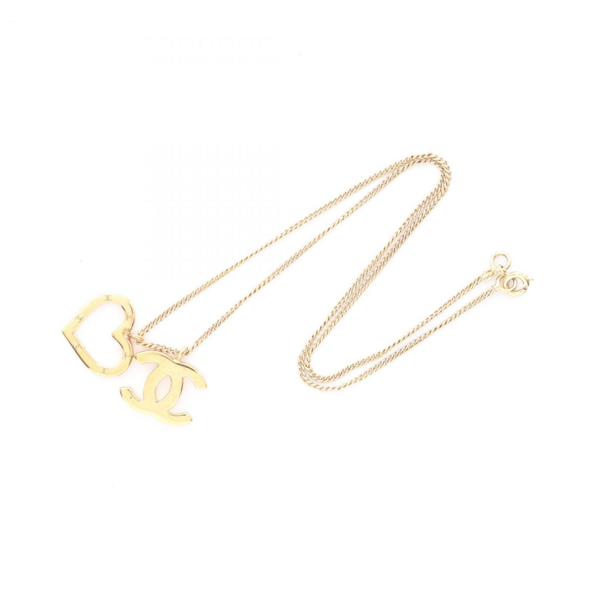 CC Logo Pendant Necklace Metal