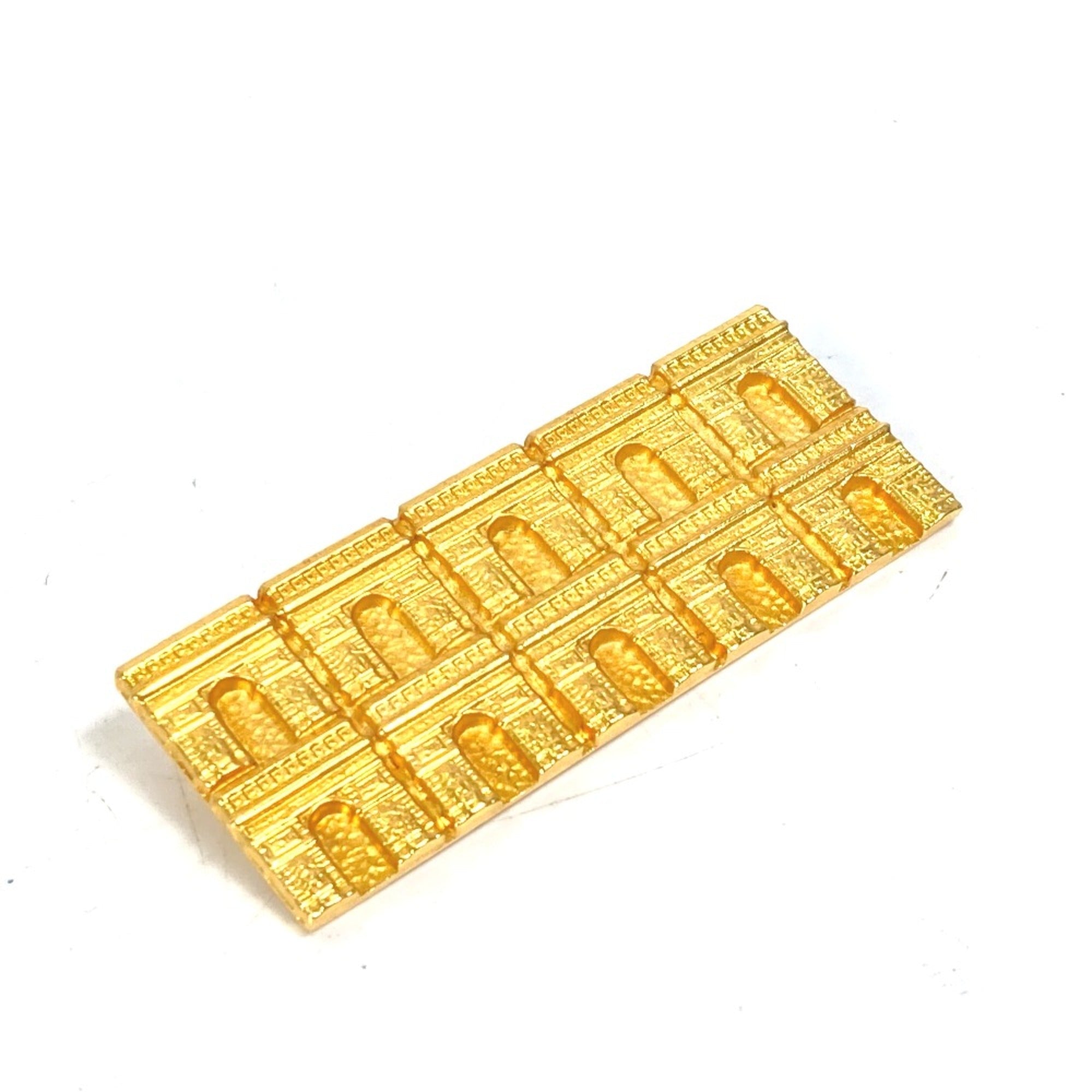 Arc de Triomphe Brooch Gold